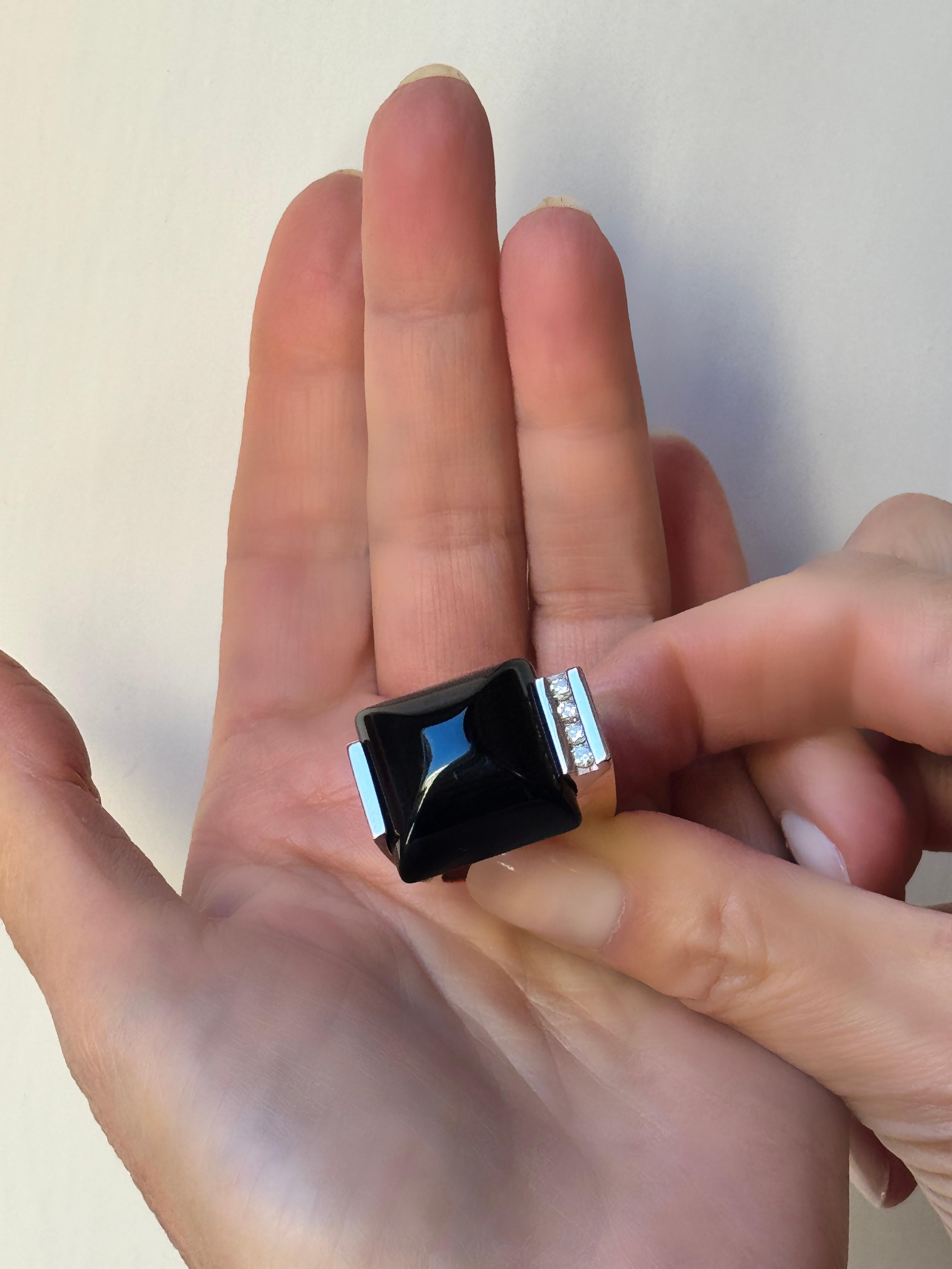 Rossella Ugolini - Anello da cocktail in oro 18 carati 0,30 carati con diamanti canari e onice - in grassetto in vendita 9