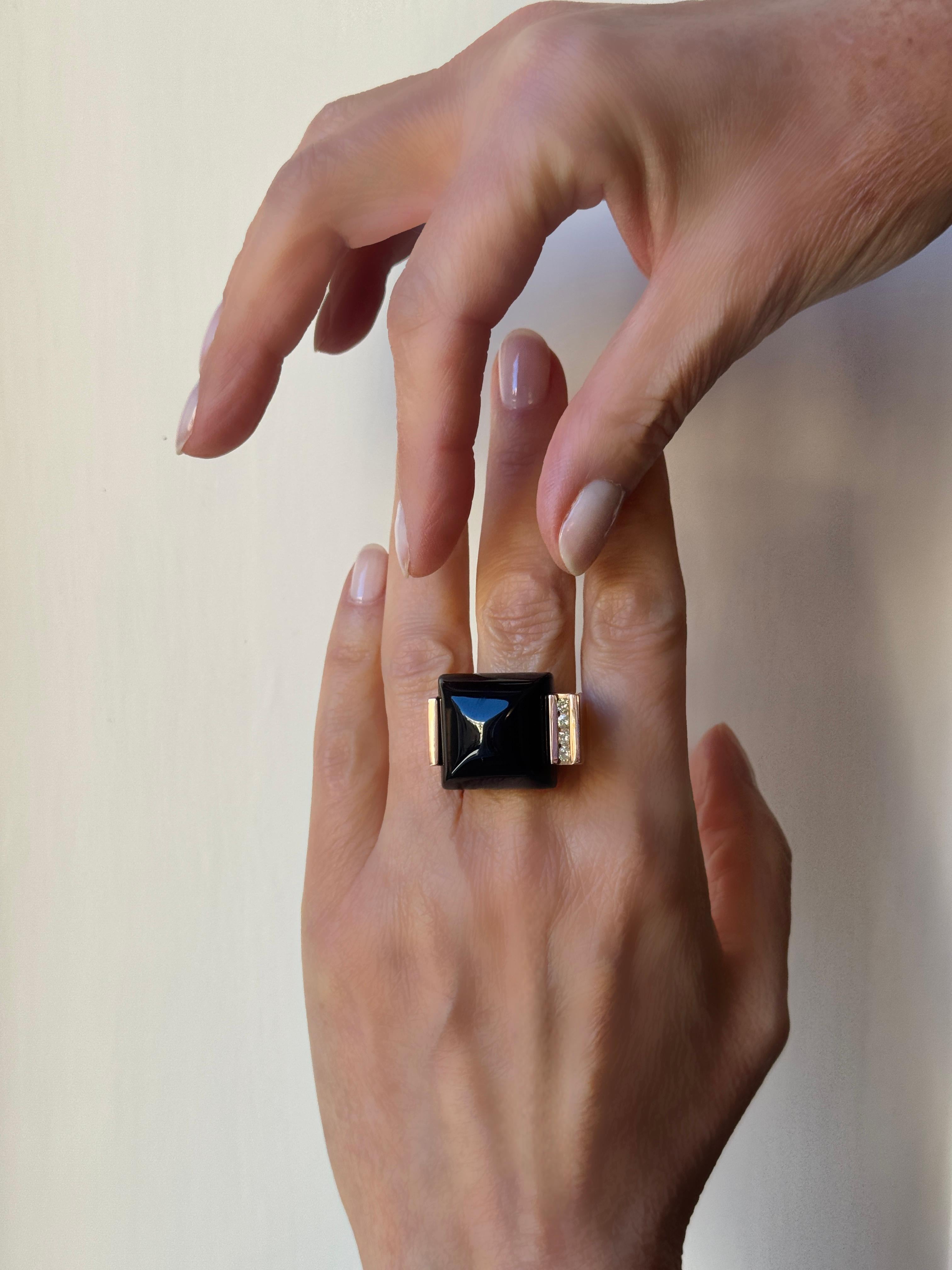 Pan di zucchero Rossella Ugolini - Anello da cocktail in oro 18 carati 0,30 carati con diamanti canari e onice - in grassetto in vendita