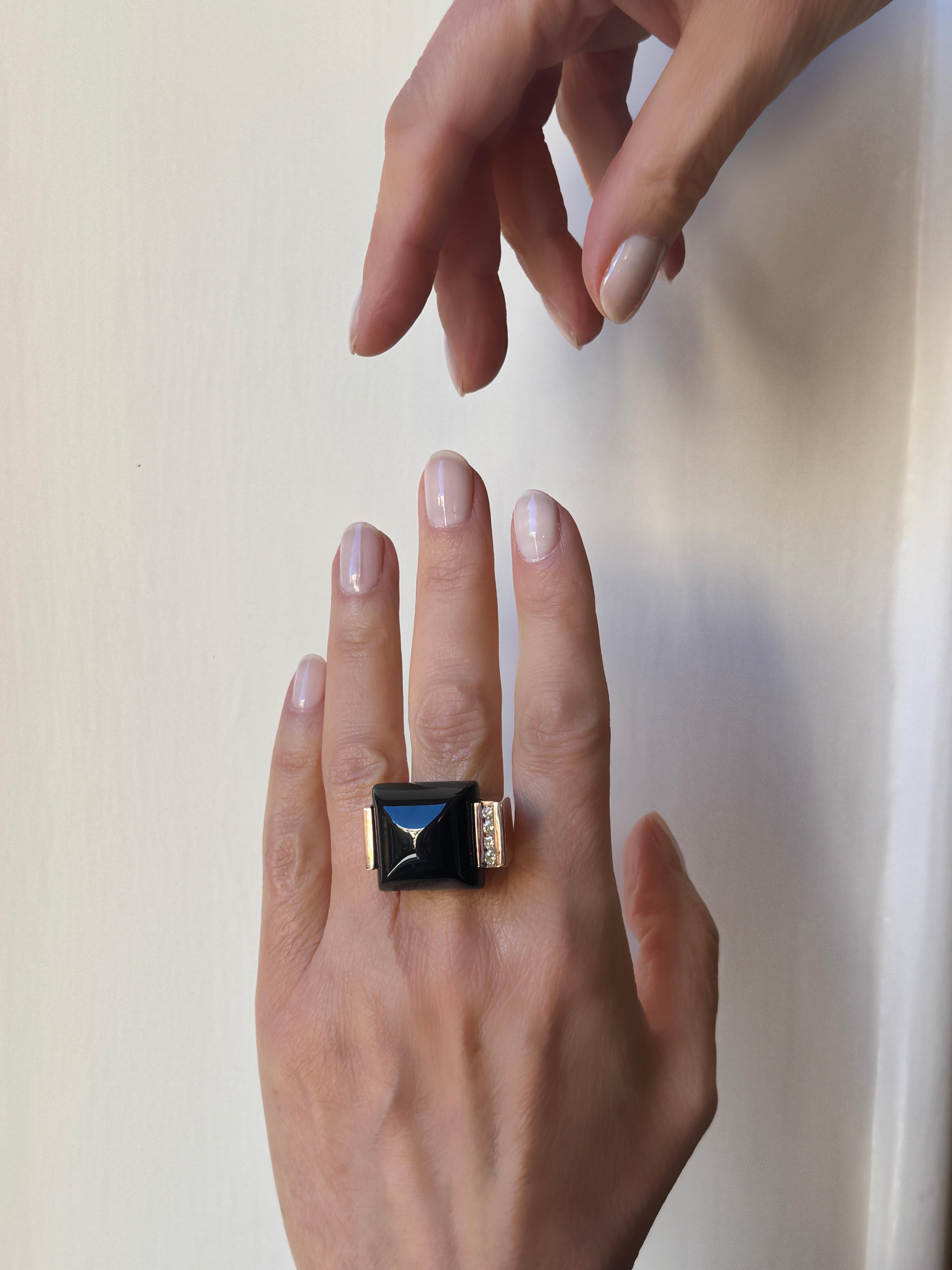 Rossella Ugolini - Anello da cocktail in oro 18 carati 0,30 carati con diamanti canari e onice - in grassetto in vendita 3