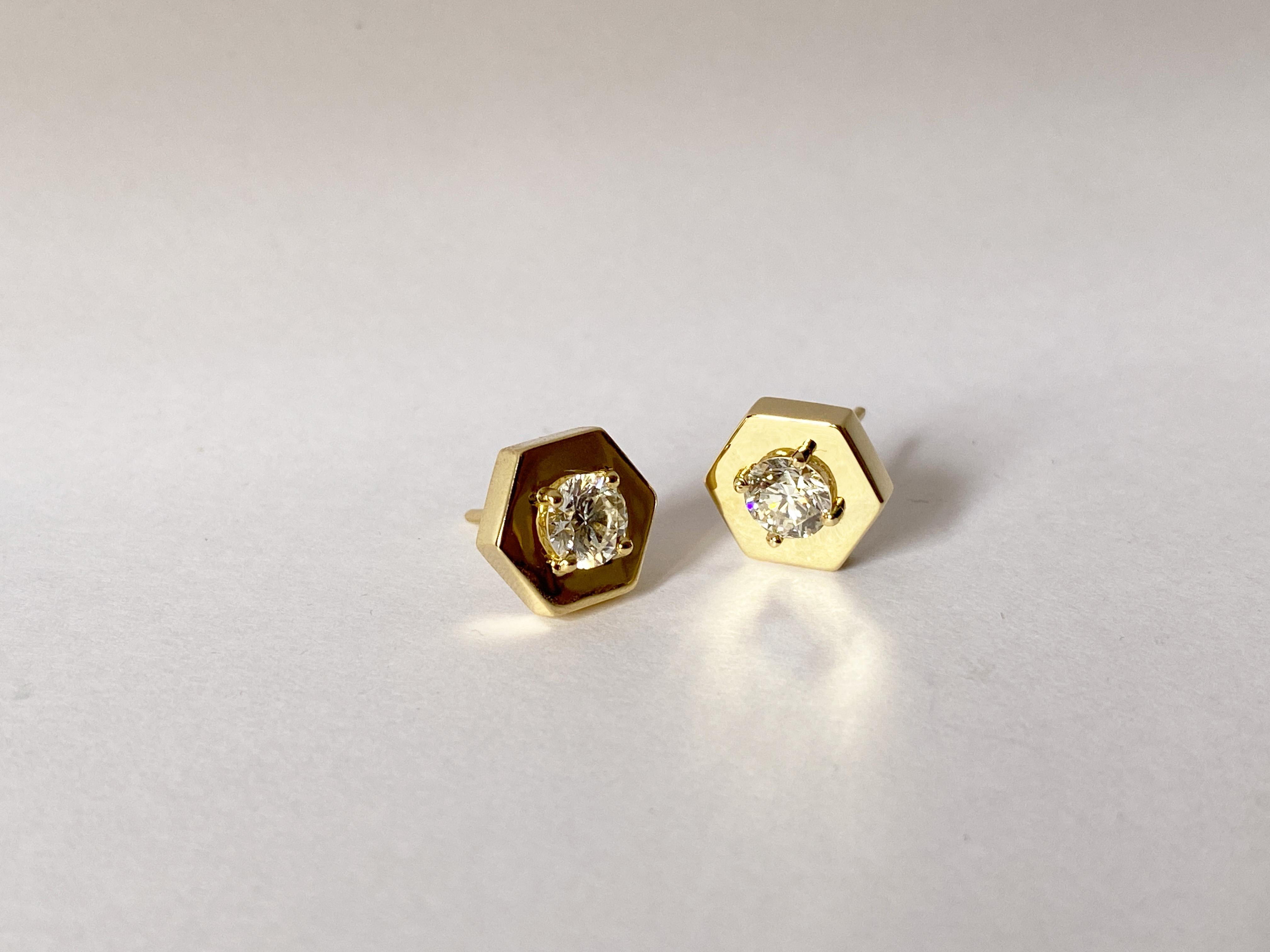 Rossella Ugolini 18K Gold 0.60 Carats White Diamonds Stud Hexagonal Earrings In New Condition For Sale In Rome, IT
