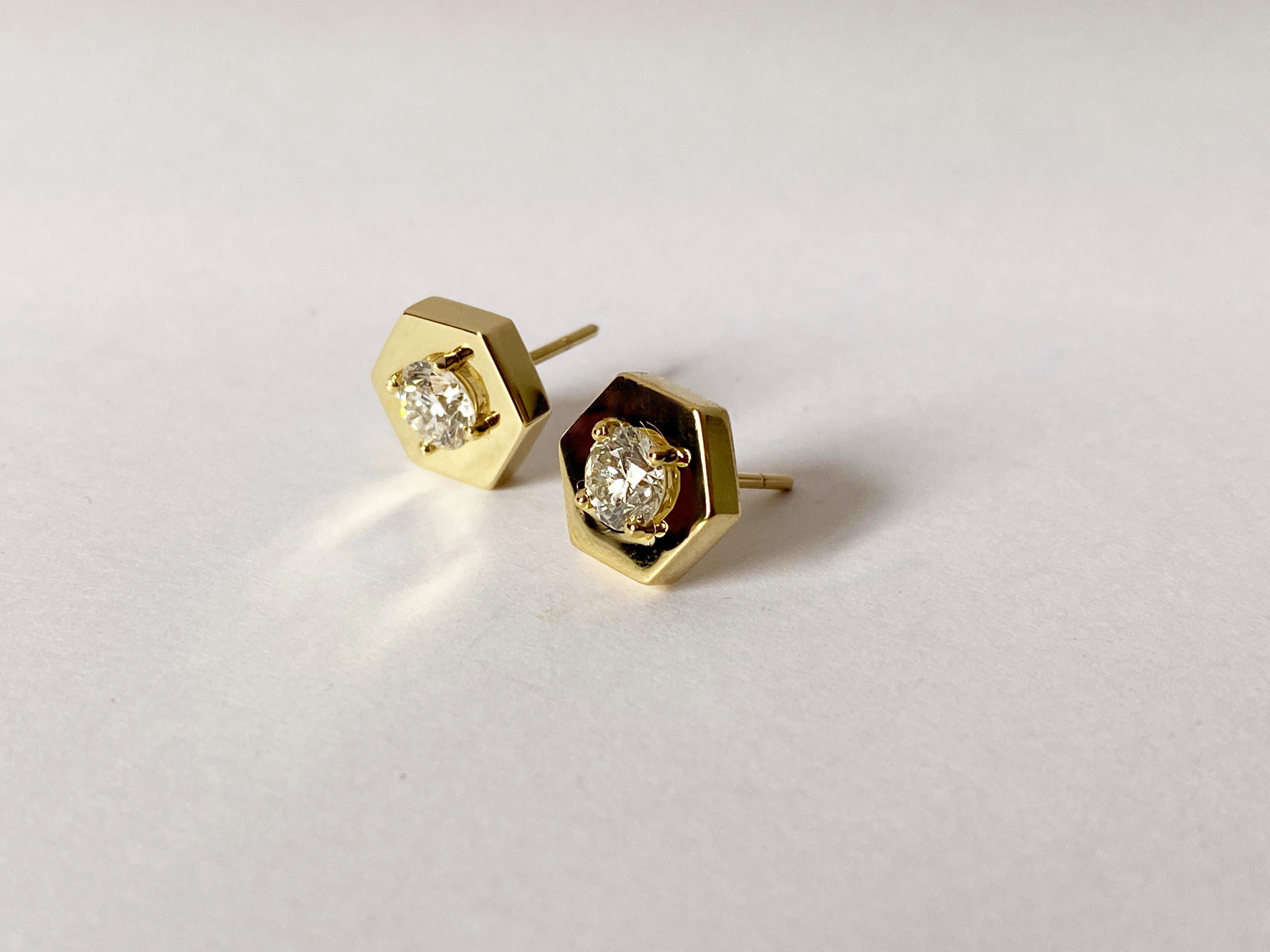 Women's or Men's Rossella Ugolini 18K Gold 0.60 Carats White Diamonds Stud Hexagonal Earrings For Sale