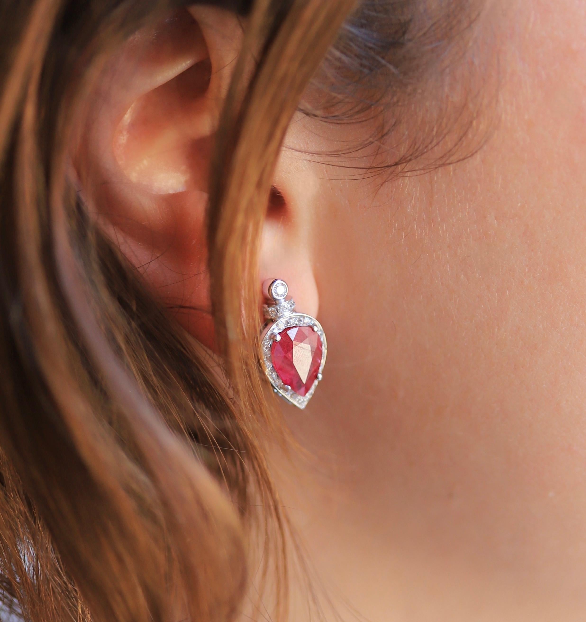 Boucles d'oreilles en or 18k Rossella Ugolini 5.2 carats rubis 0.40 carats diamants blancs en vente 7