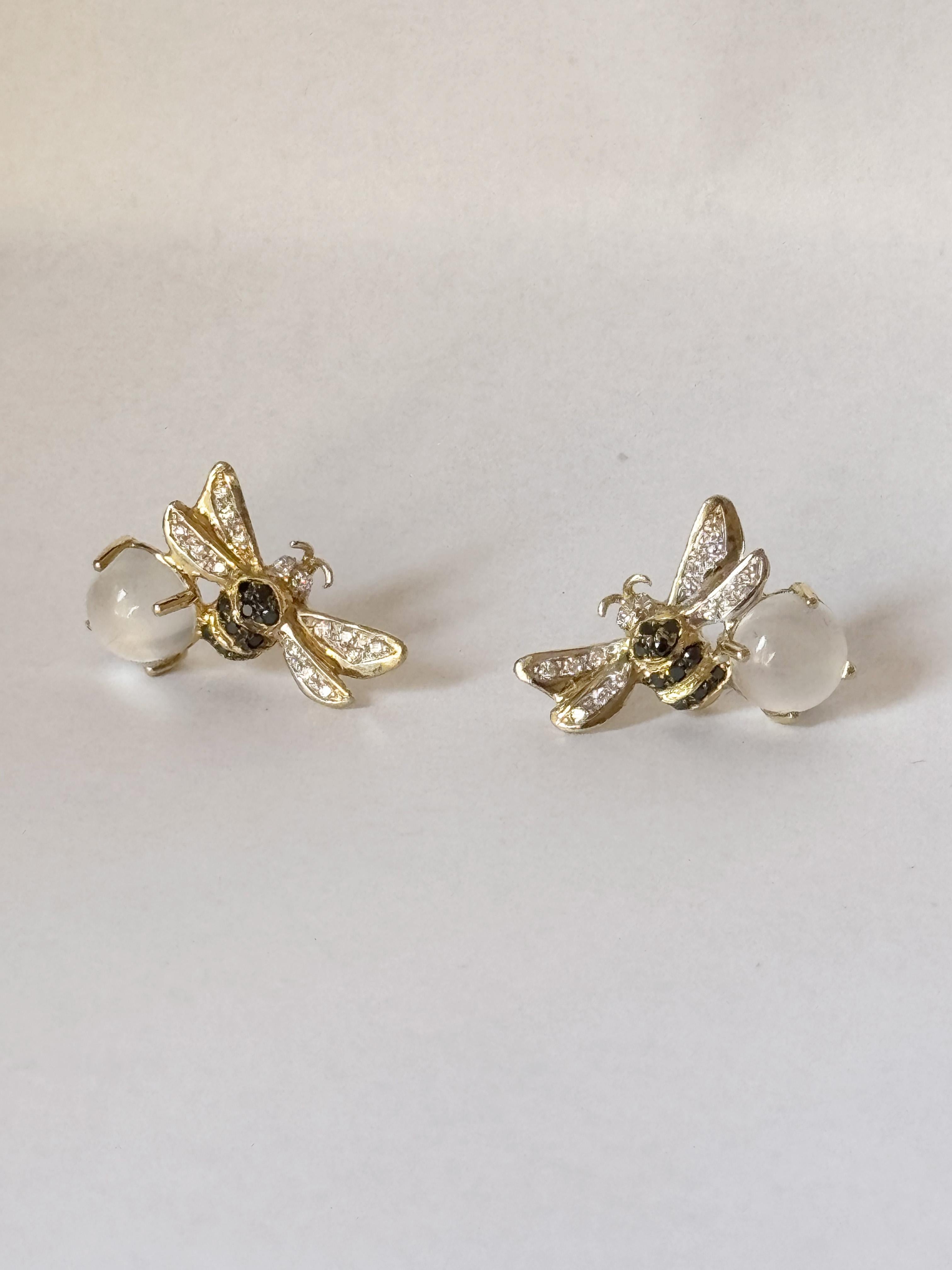 Brilliant Cut Rossella Ugolini 18K Gold Moonstone White Diamonds Stud Clip On Earrings For Sale