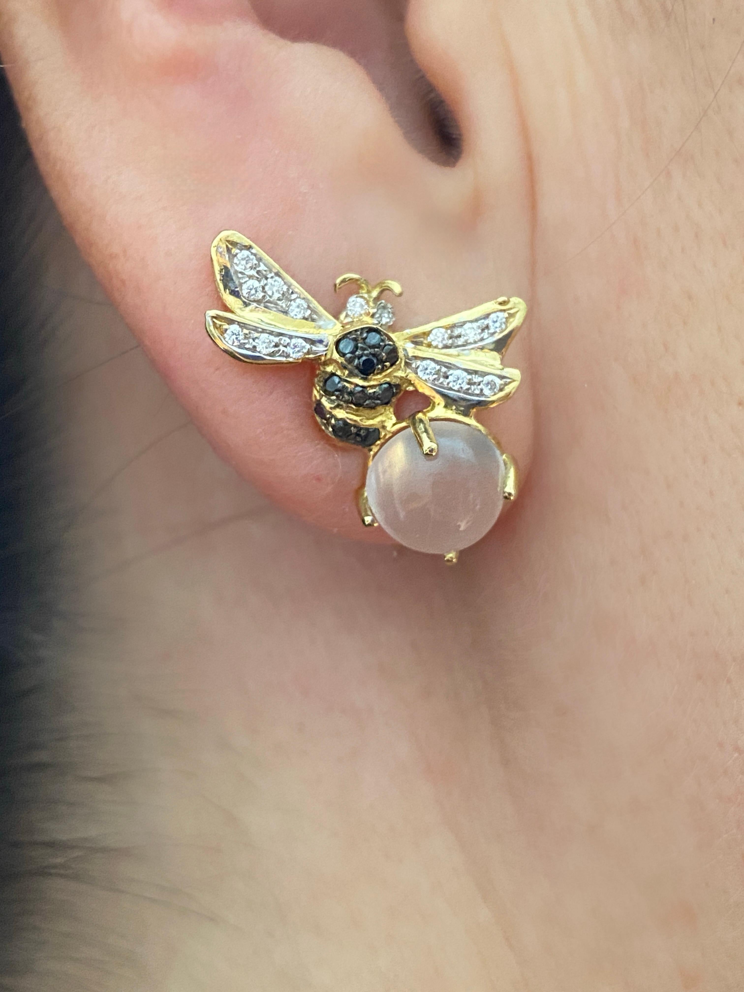 Rossella Ugolini 18K Gold Moonstone White Diamonds Stud Clip On Earrings In New Condition For Sale In Rome, IT