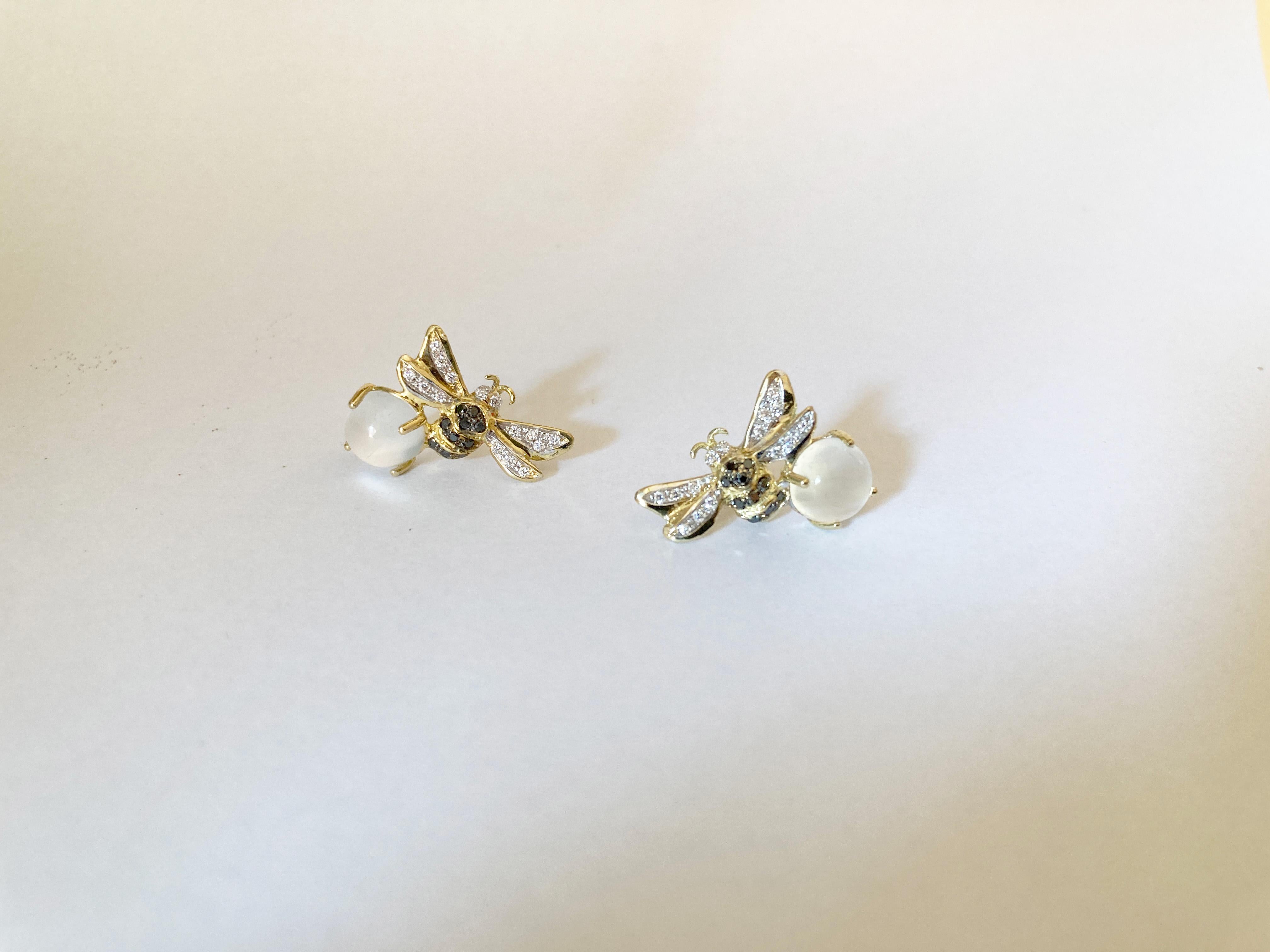 Women's Rossella Ugolini 18K Gold Moonstone White Diamonds Stud Clip On Earrings For Sale
