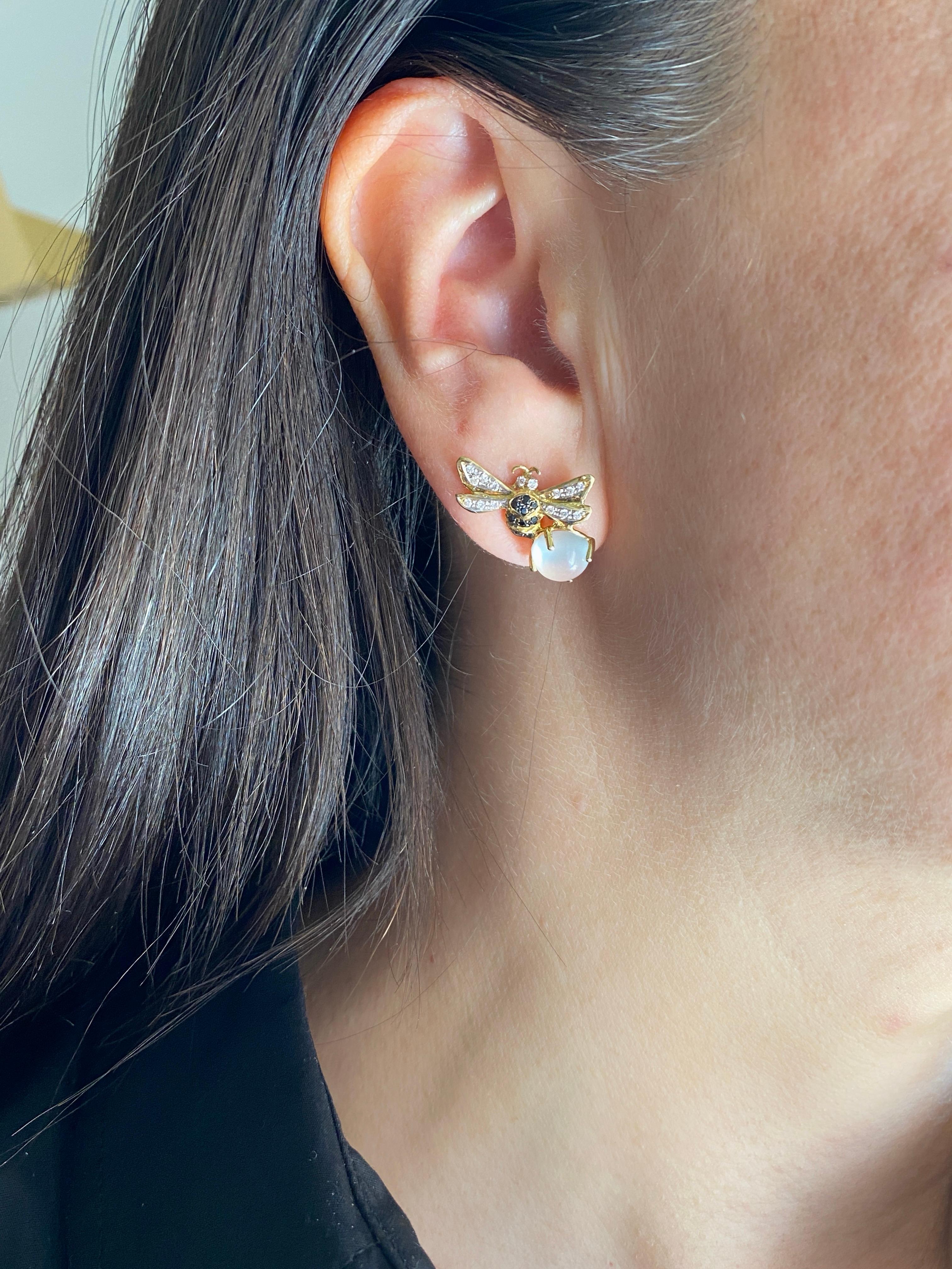 Rossella Ugolini 18K Gold Moonstone White Diamonds Stud Clip On Earrings For Sale 3