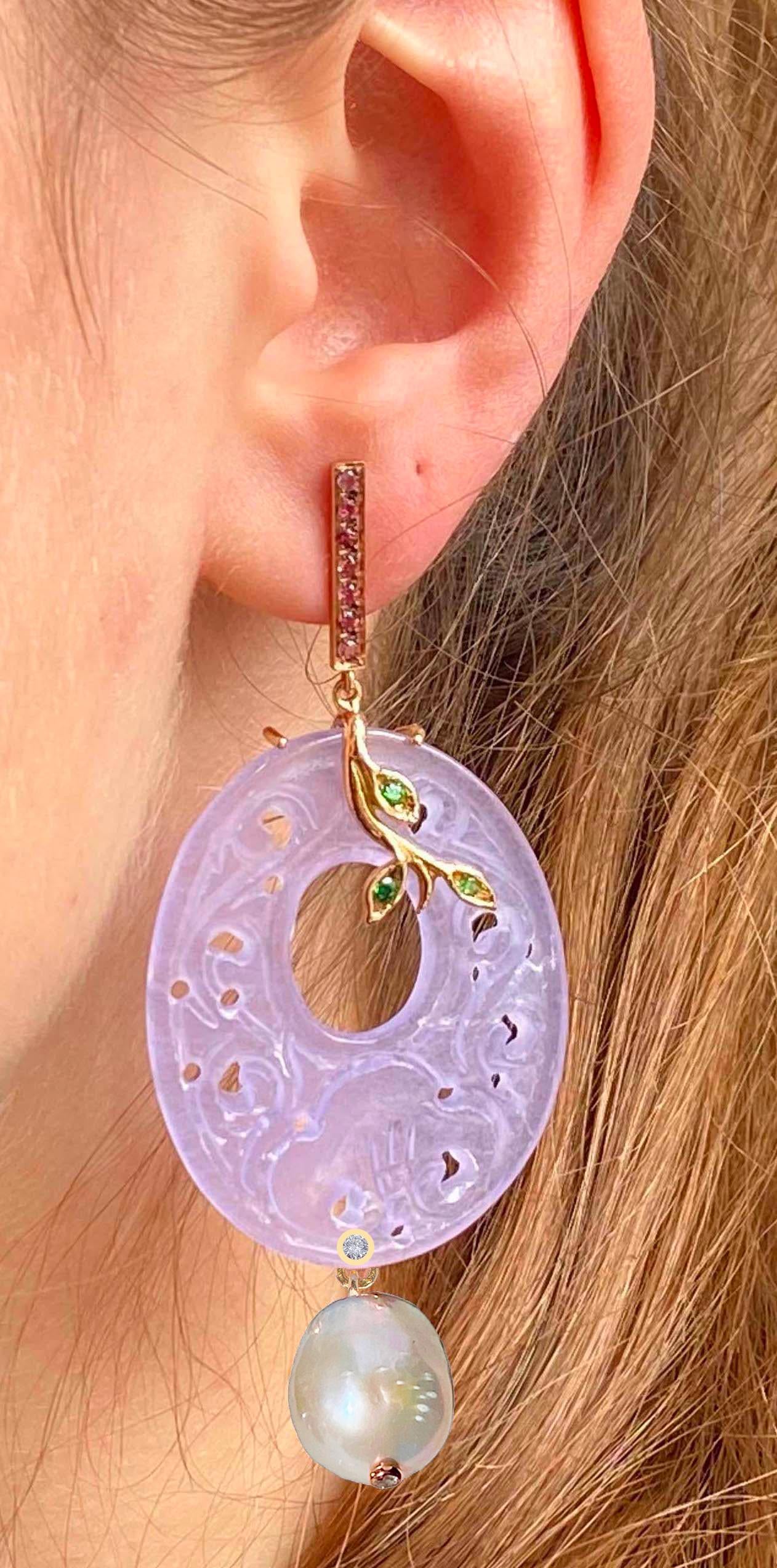 Baroque Rossella Ugolini Pendants d'oreilles baroques en or 18 carats avec saphir rose et diamants blancs en vente