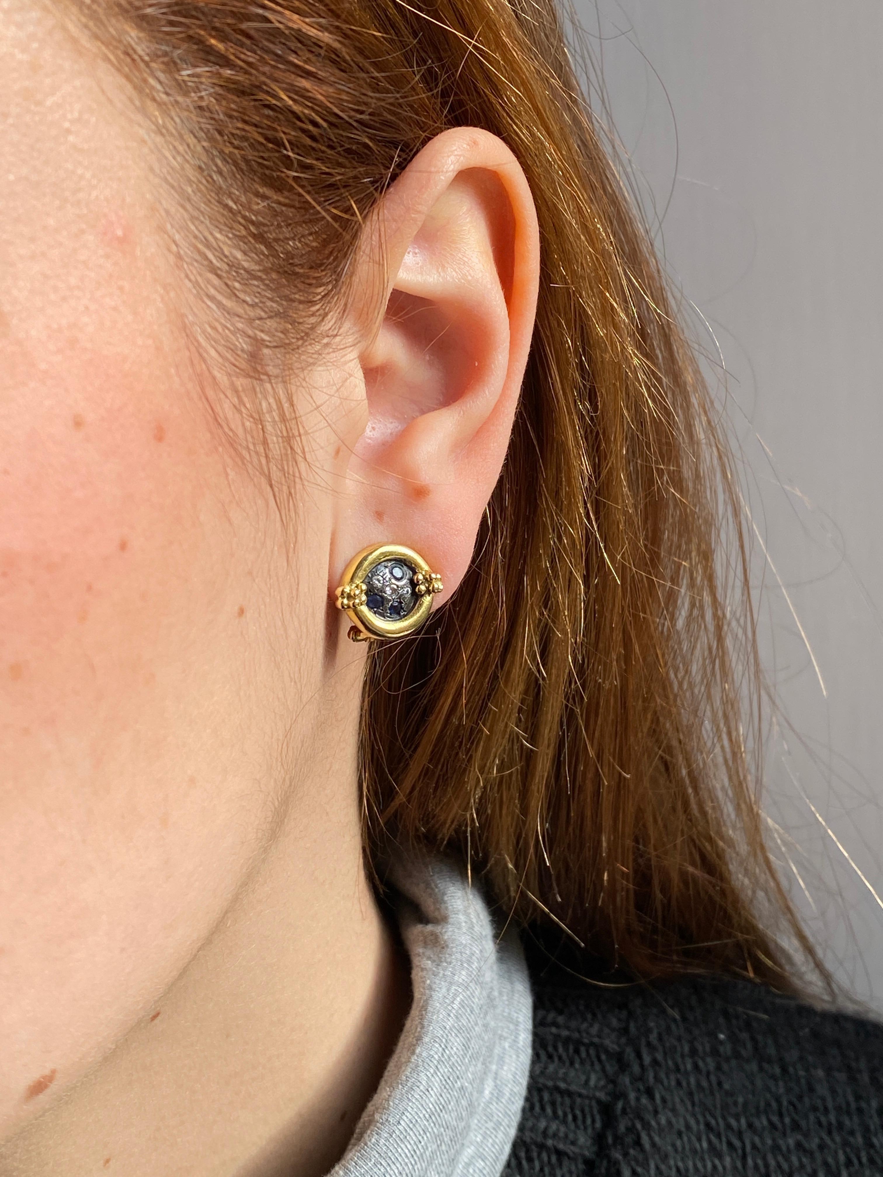 Rossella Ugolini 18K Gold Sapphires Diamonds Stud Clip-On Earrings For Sale 4