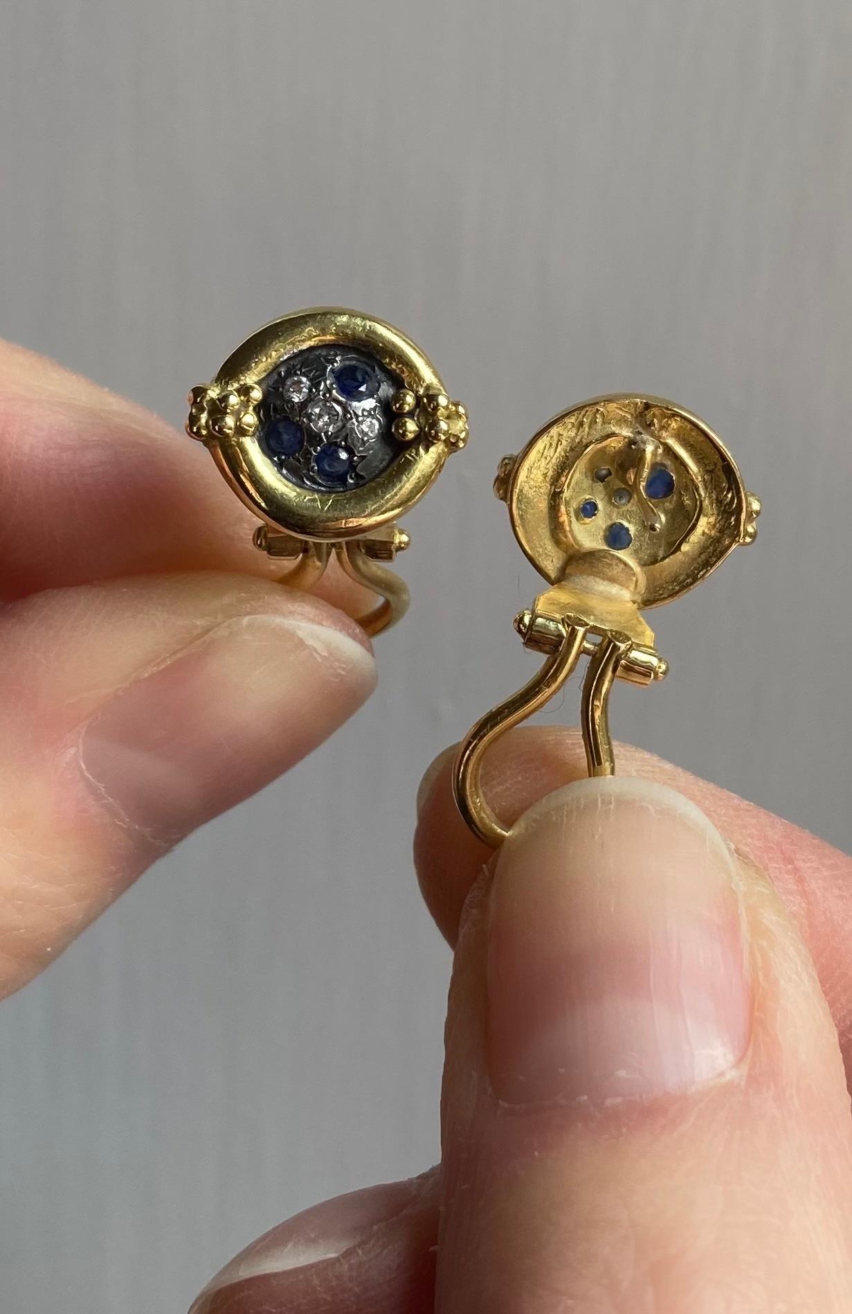 Classical Roman Rossella Ugolini 18K Gold Sapphires Diamonds Stud Clip-On Earrings For Sale