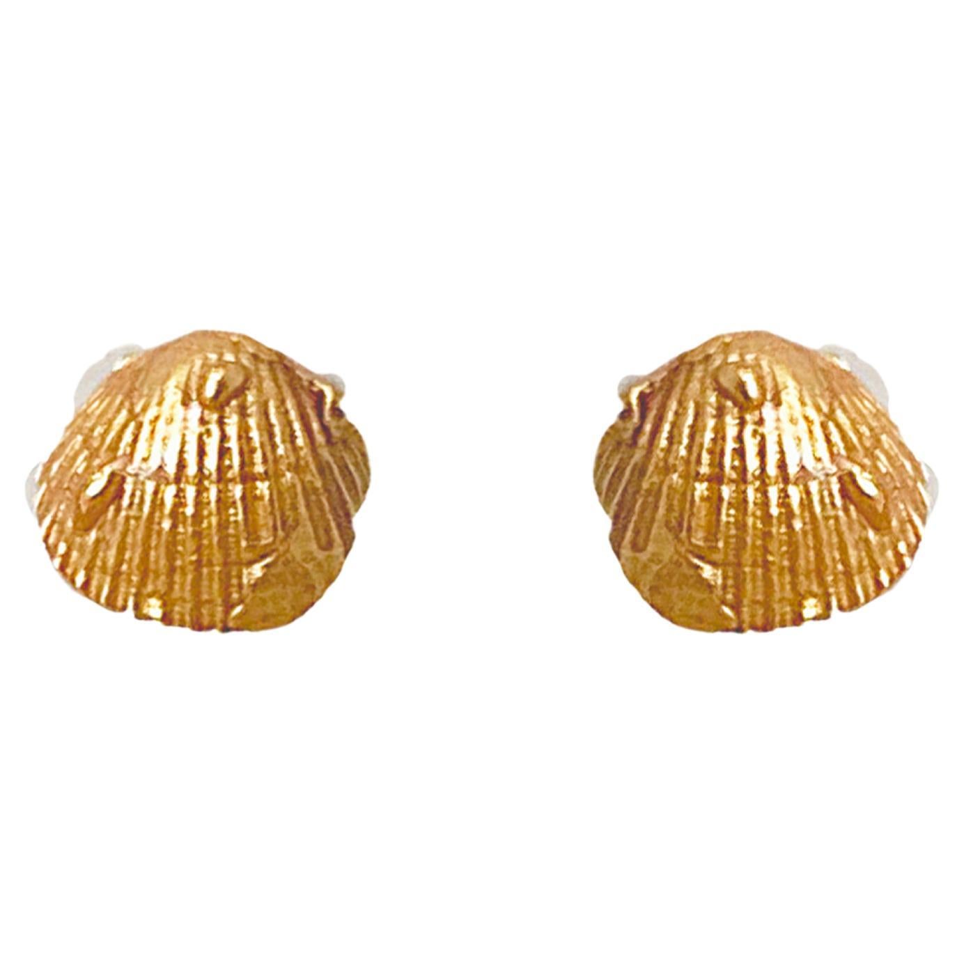 Rossella Ugolini Orecchini Minimal Amalfi in oro 18 carati con piccola conchiglia