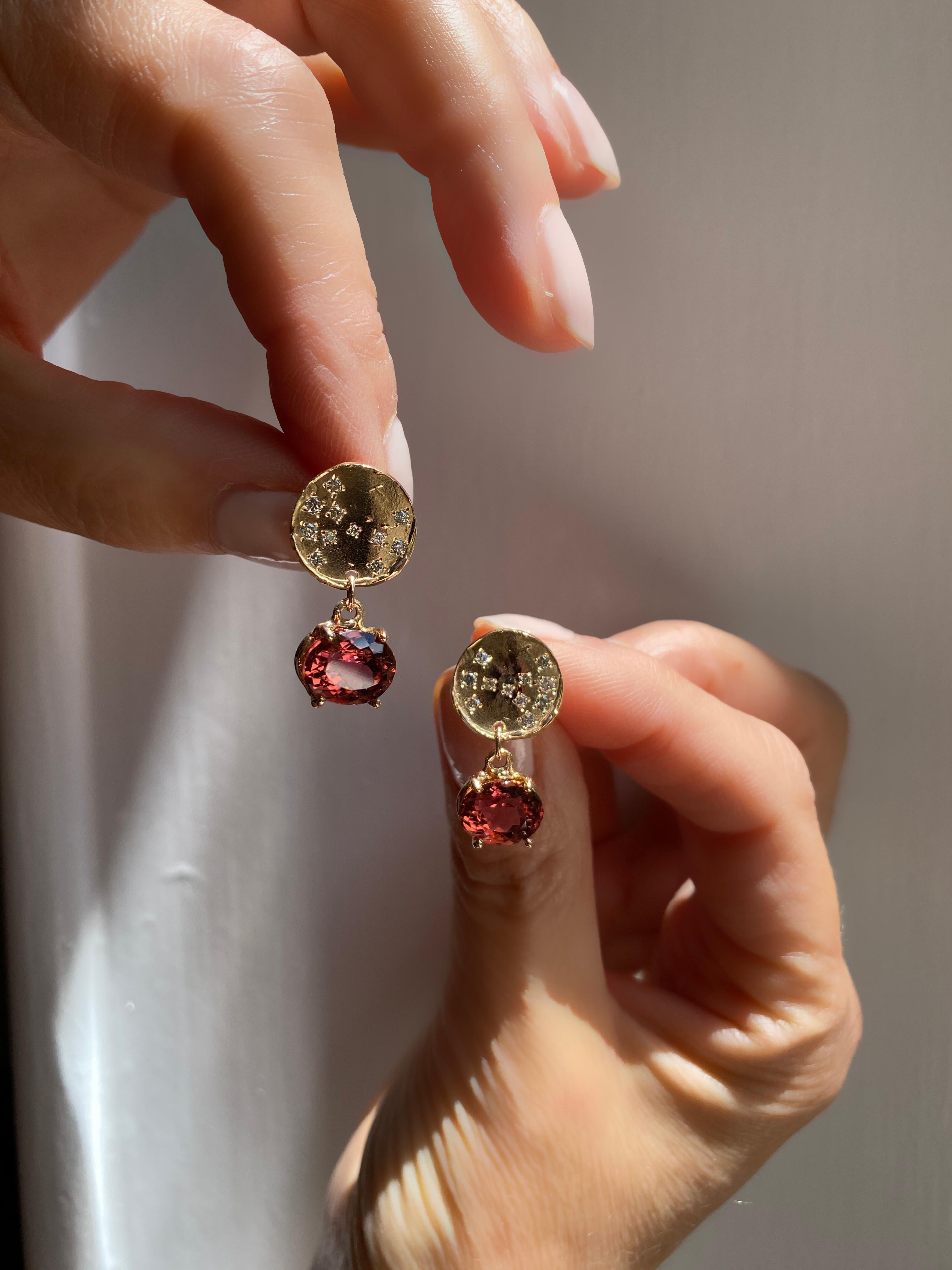 Rossella Ugolini Pendientes Colgantes Luna Llena Oro 18K Turmalina Diamantes Blancos en Nuevo estado para la venta en Rome, IT