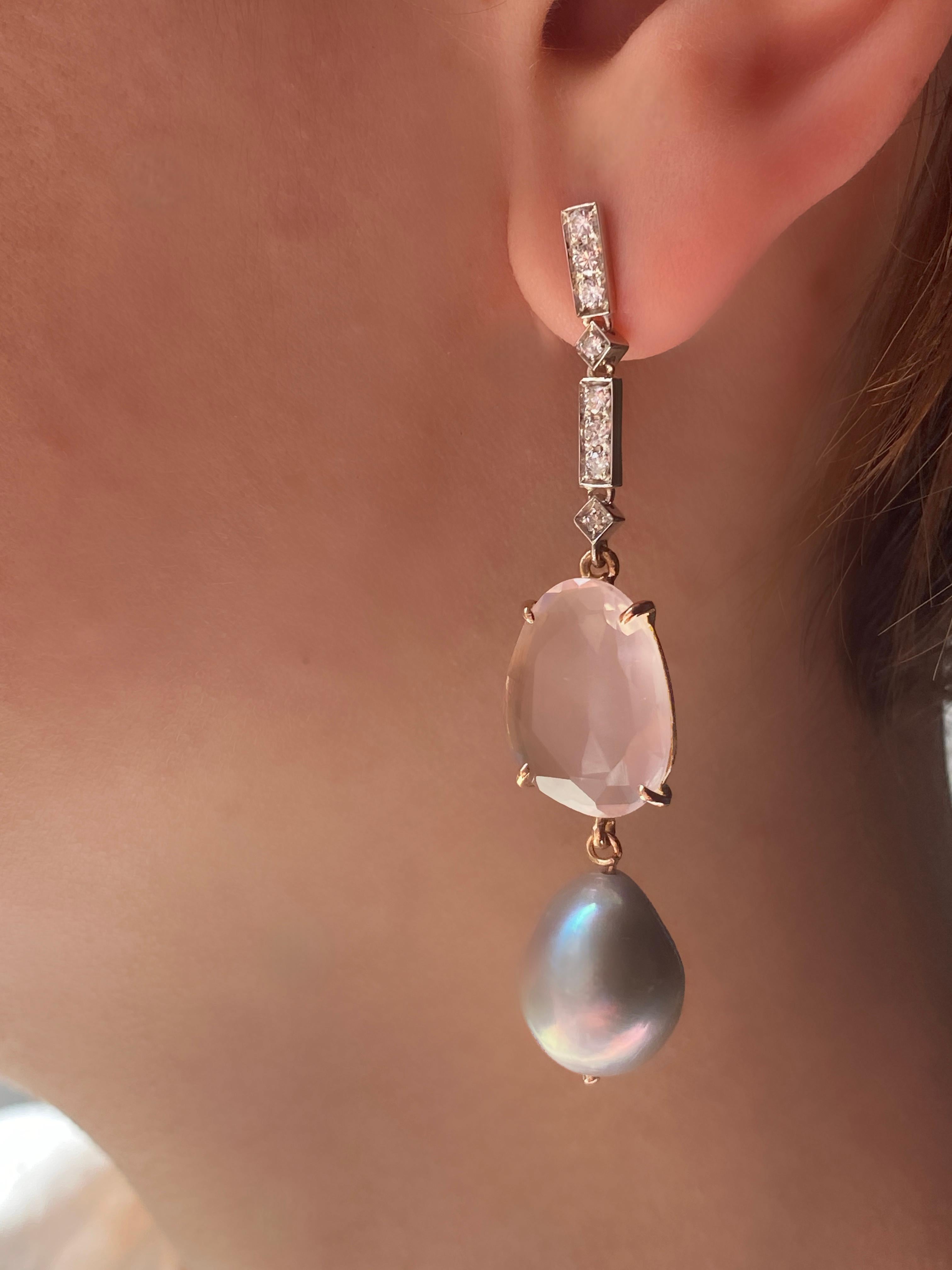 Rossella Ugolini 18k Gold White Diamonds Rose Quartz Baroque Dangle Earrings In New Condition For Sale In Rome, IT