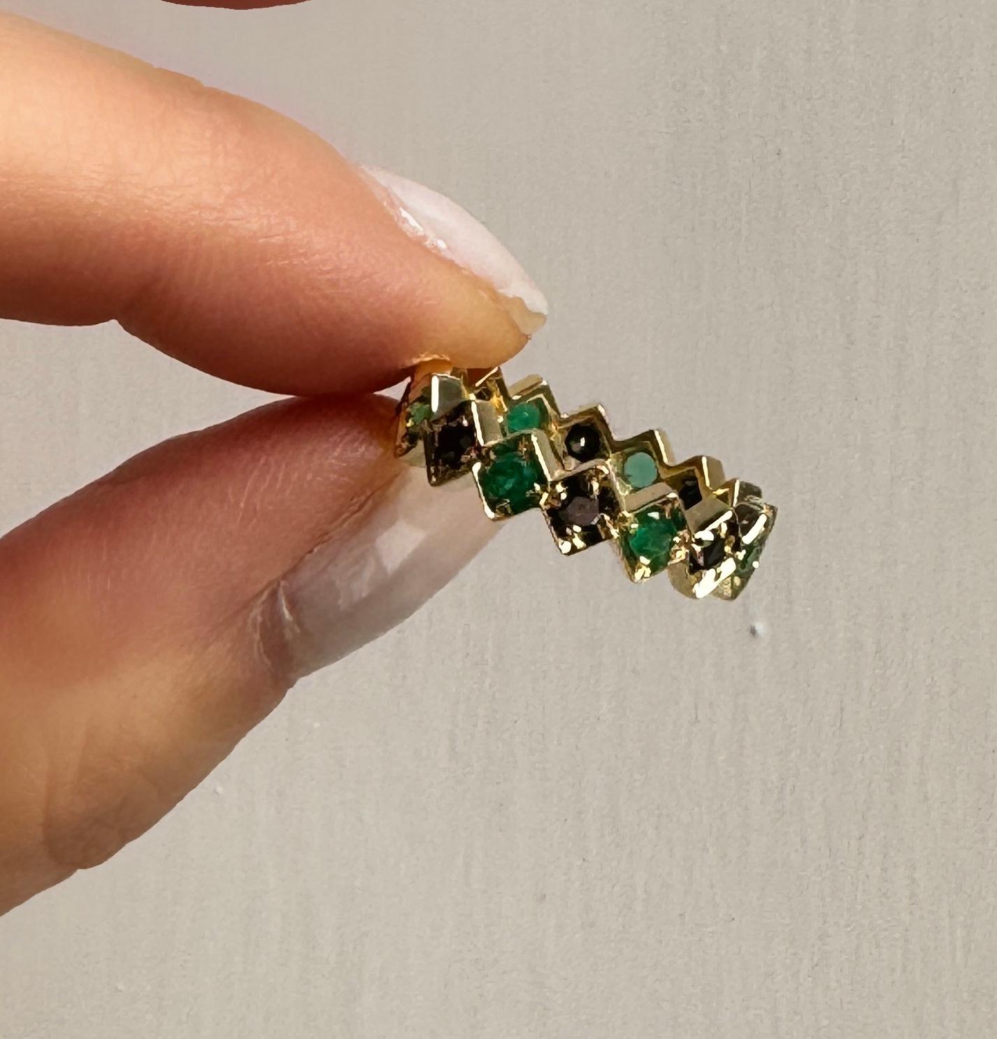 Rossella Ugolini 18k Yellow Gold 1 Carat Emeralds 1.20 C Black Diamonds Man Ring For Sale 5