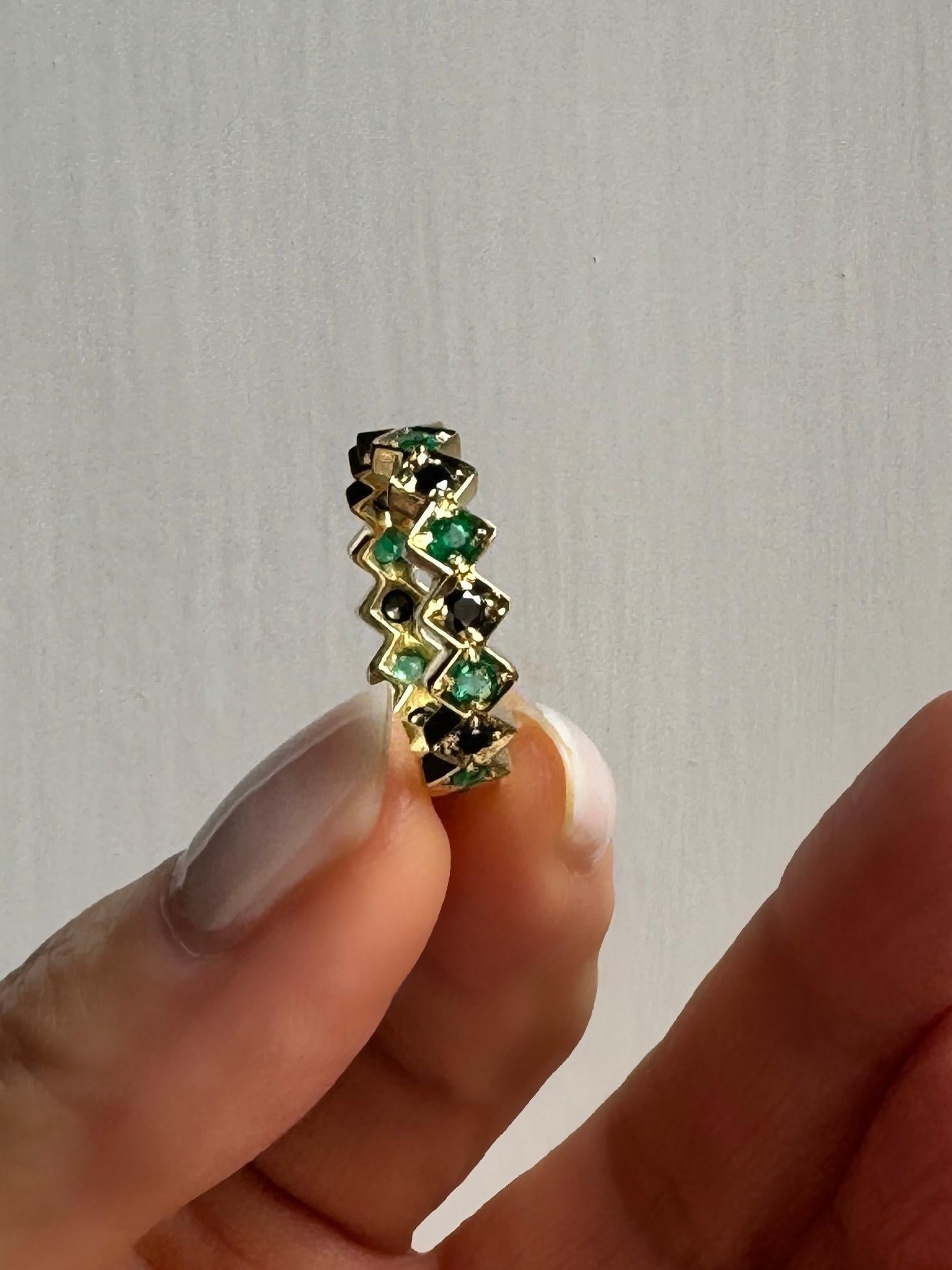 Rossella Ugolini 18k Yellow Gold 1 Carat Emeralds 1.20 C Black Diamonds Man Ring For Sale 6