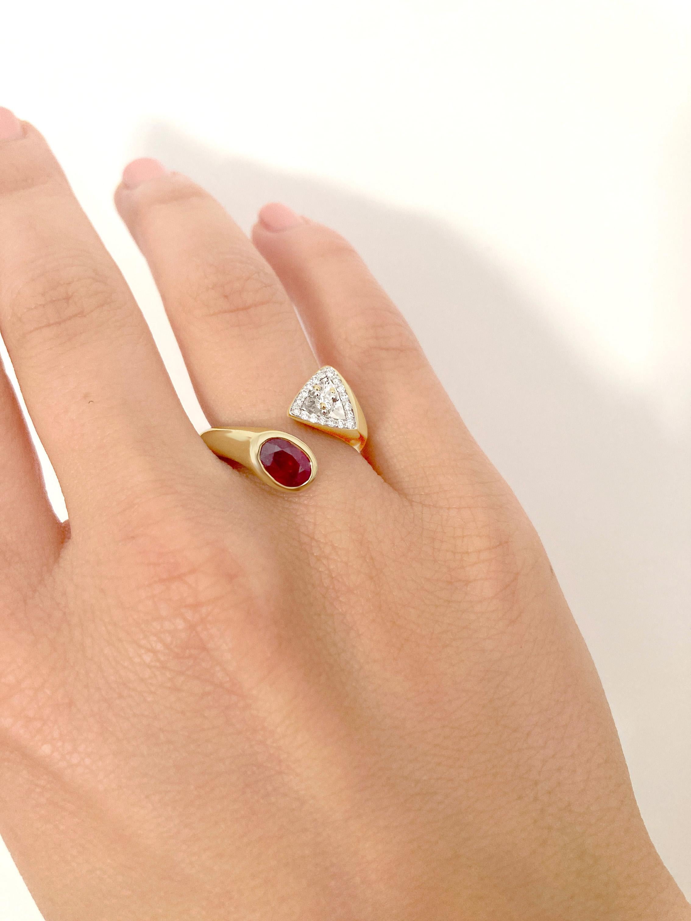 For Sale:  Rossella Ugolini 18K Yellow Gold 1 Carats Ruby 1 Carat White Diamonds Love Ring 4