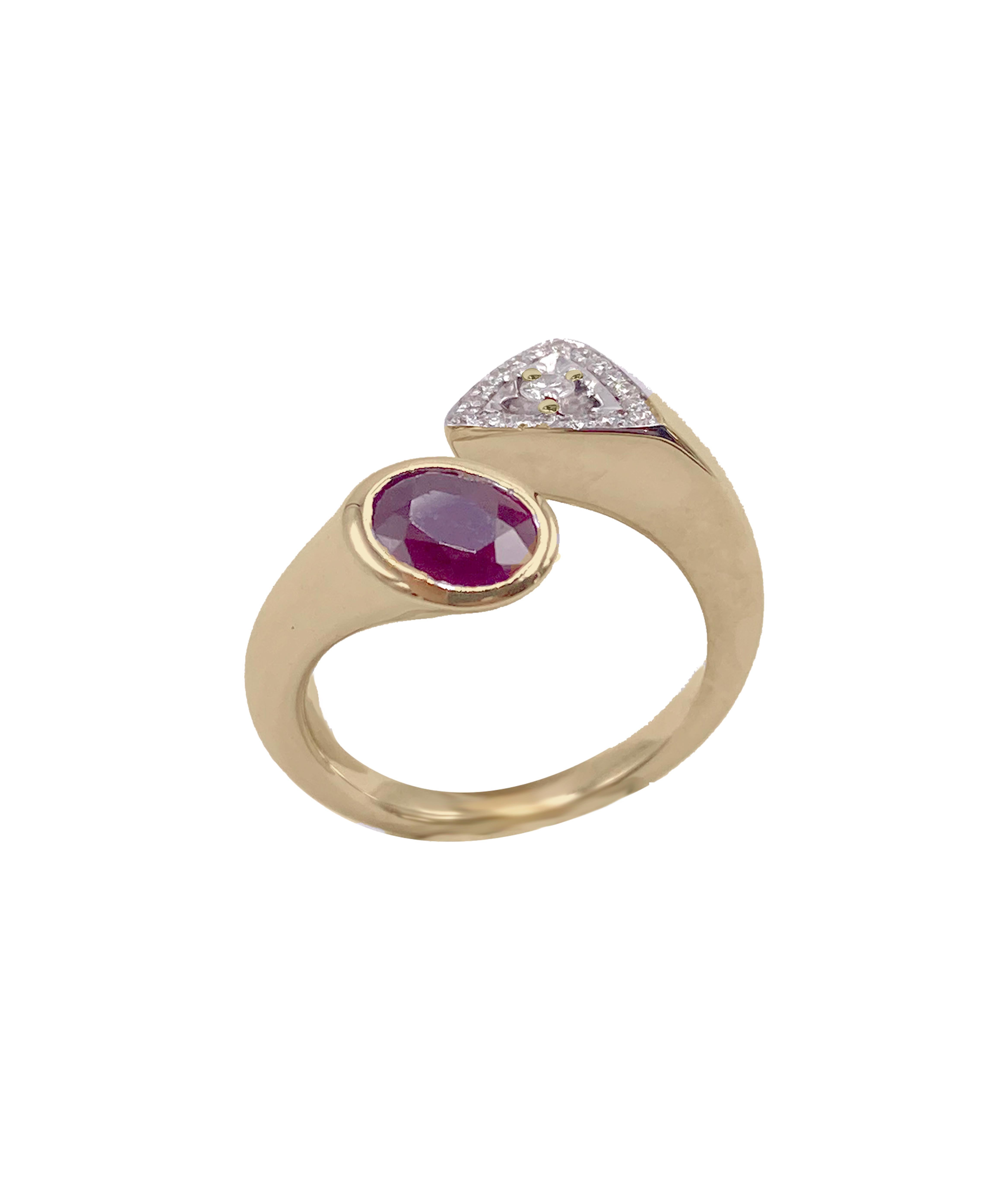 For Sale:  Rossella Ugolini 18K Yellow Gold 1 Carats Ruby 1 Carat White Diamonds Love Ring 8
