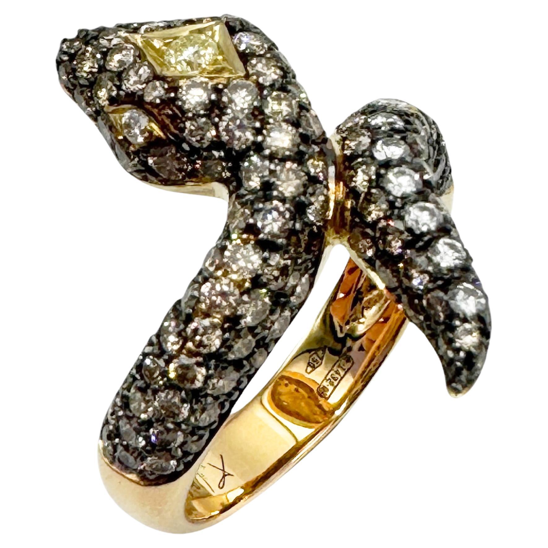Rossella Ugolini 18k Yellow Gold 3.1 Carats White & Brown Diamonds Snake Ring