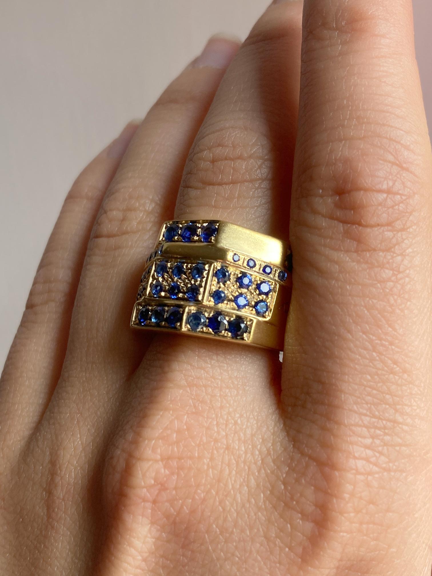 Rossella Ugolini 18K Yellow Gold Blue Sapphire Band Man or Unisex Ring For Sale 1