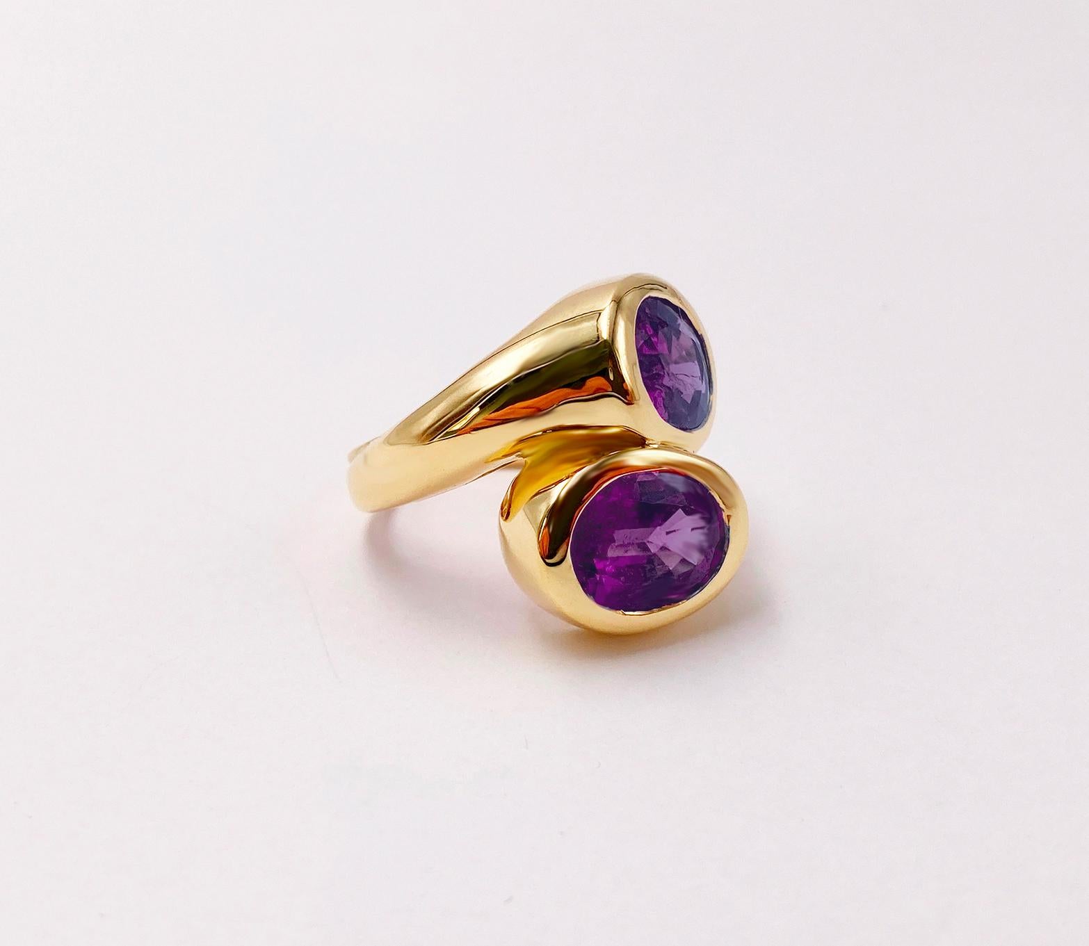 Rossella Ugolini 18K Yellow Gold Amethyst Cocktail Ring In New Condition For Sale In Rome, IT