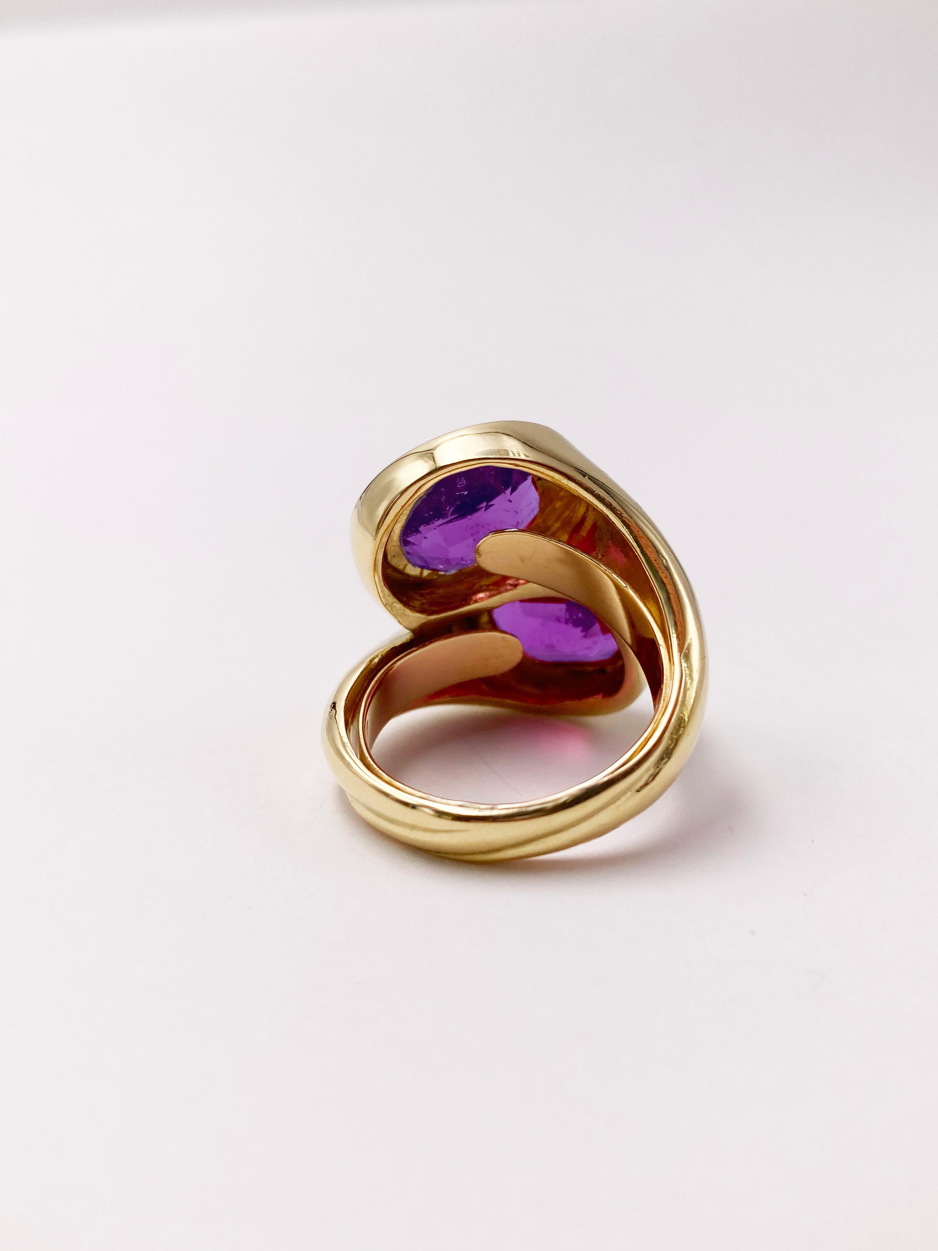 Rossella Ugolini 18K Yellow Gold Amethyst Cocktail Ring For Sale 1