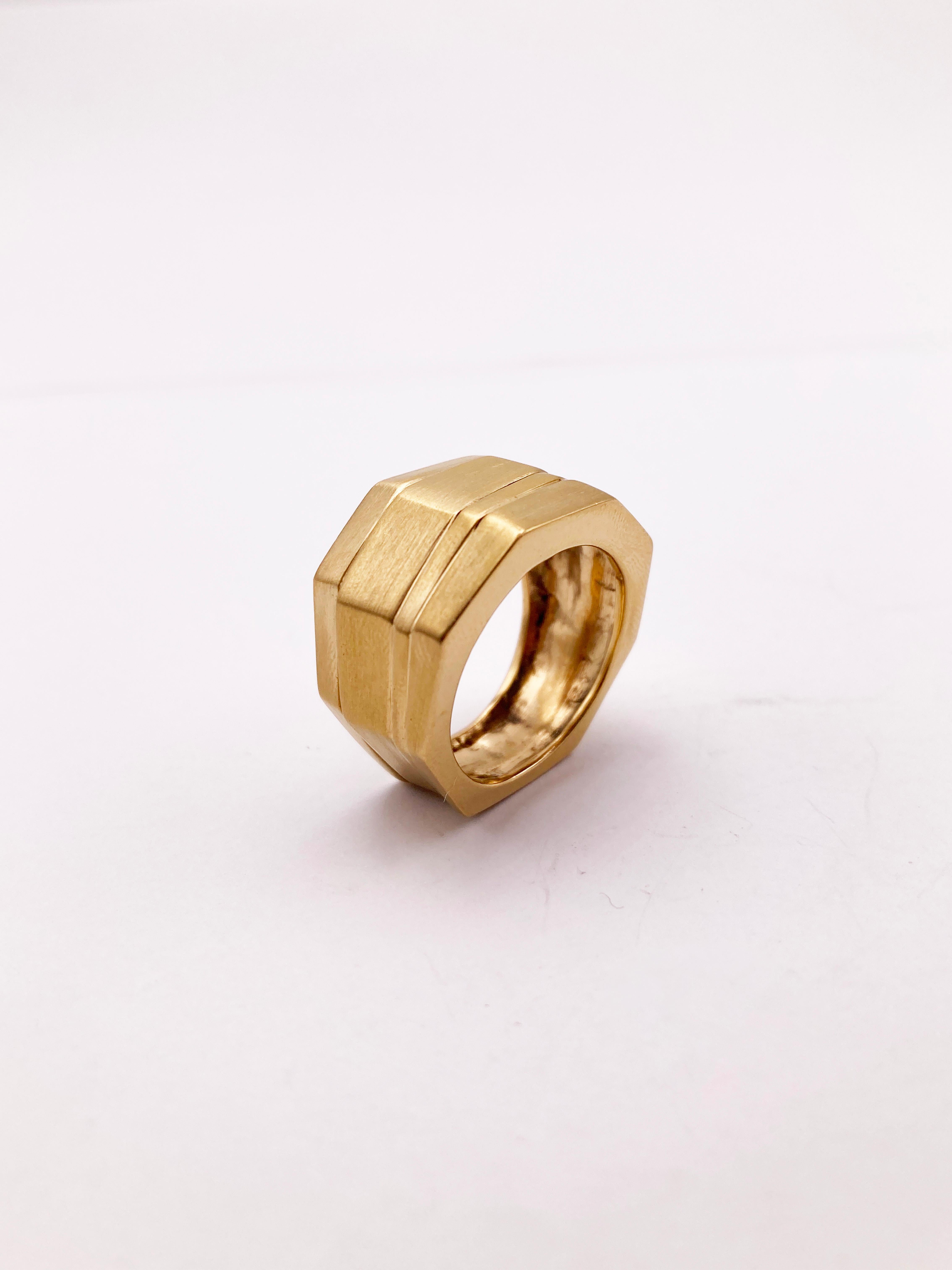 Rossella Ugolini 18K Yellow Gold Artisan Man Band Ring Made in Italy For Sale 2