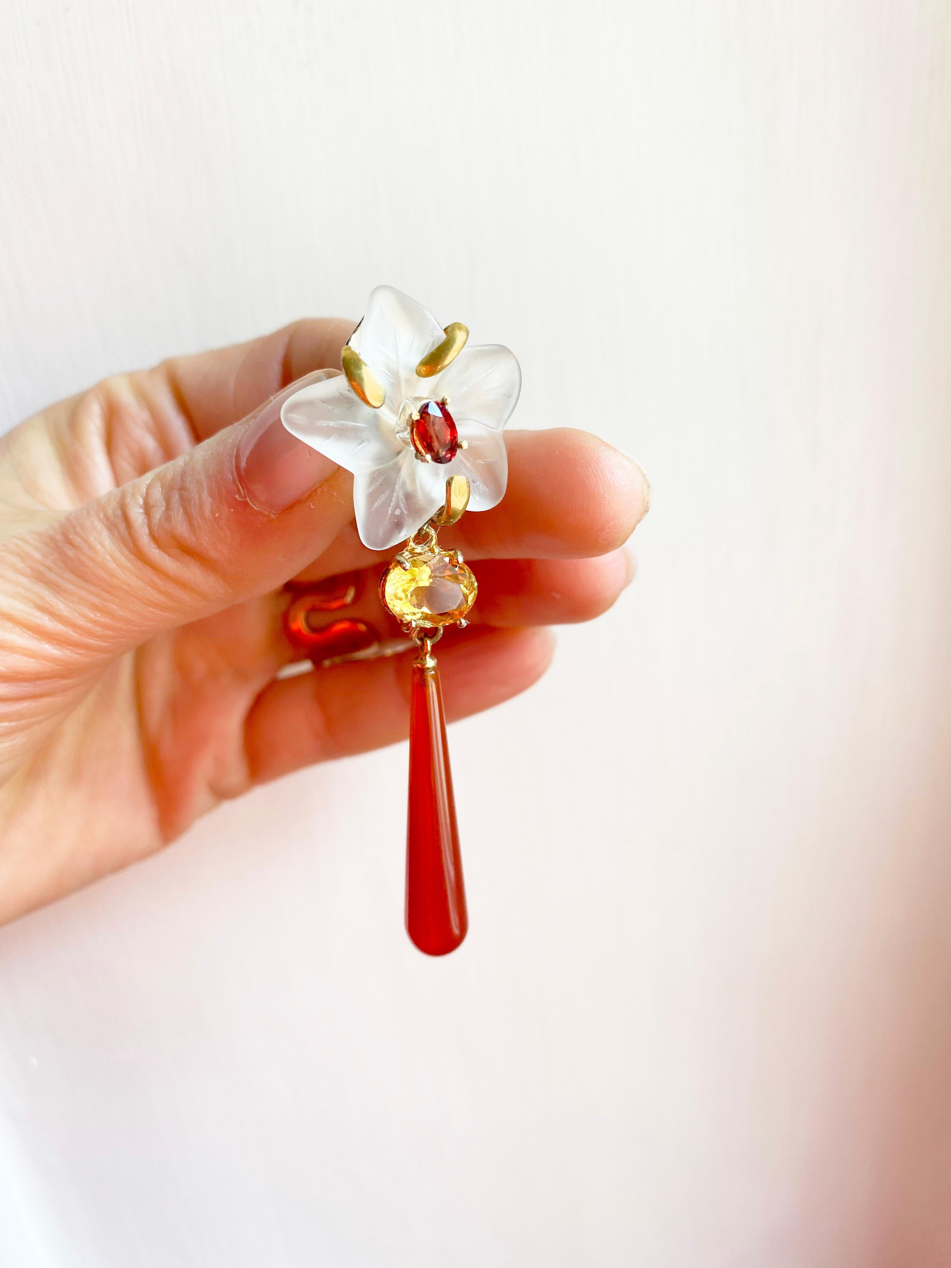 Rossella Ugolini - Boucles d'oreilles à clip en or jaune 18 carats avec cornaline, citrine et grenat en vente 3