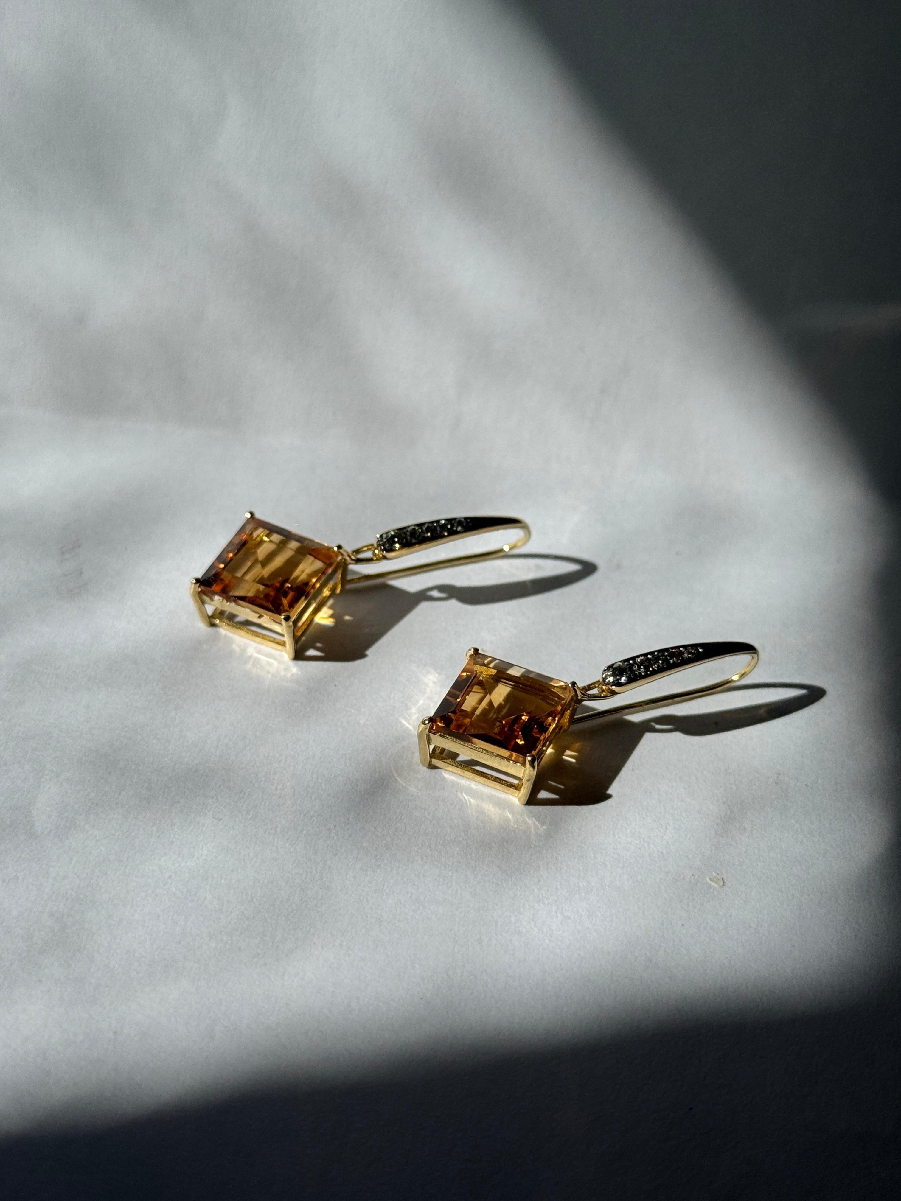 Rossella Ugolini Pendants d'oreilles en or jaune 18 carats, citrine et diamants blancs en vente 10