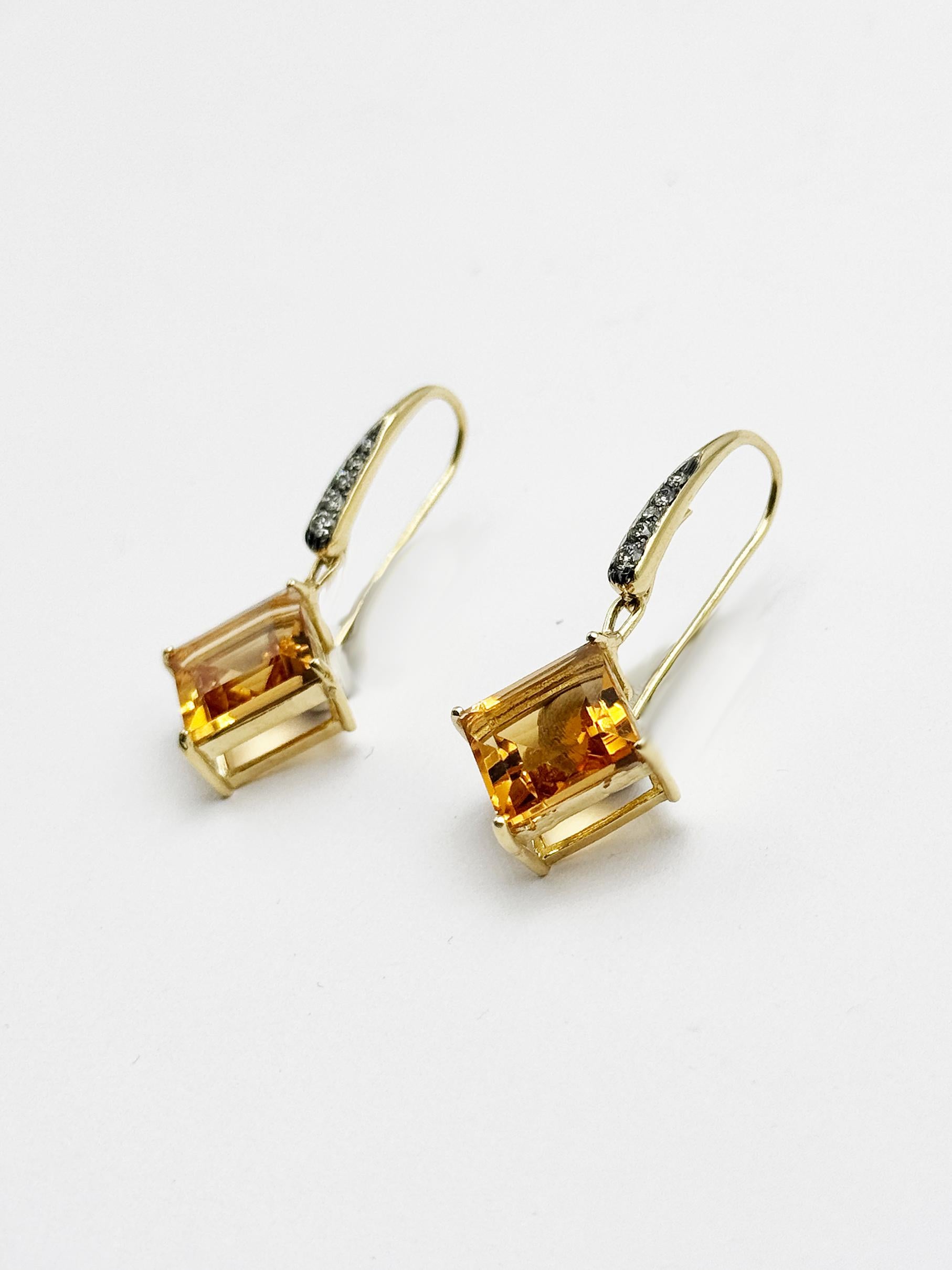 Taille brillant Rossella Ugolini Pendants d'oreilles en or jaune 18 carats, citrine et diamants blancs en vente