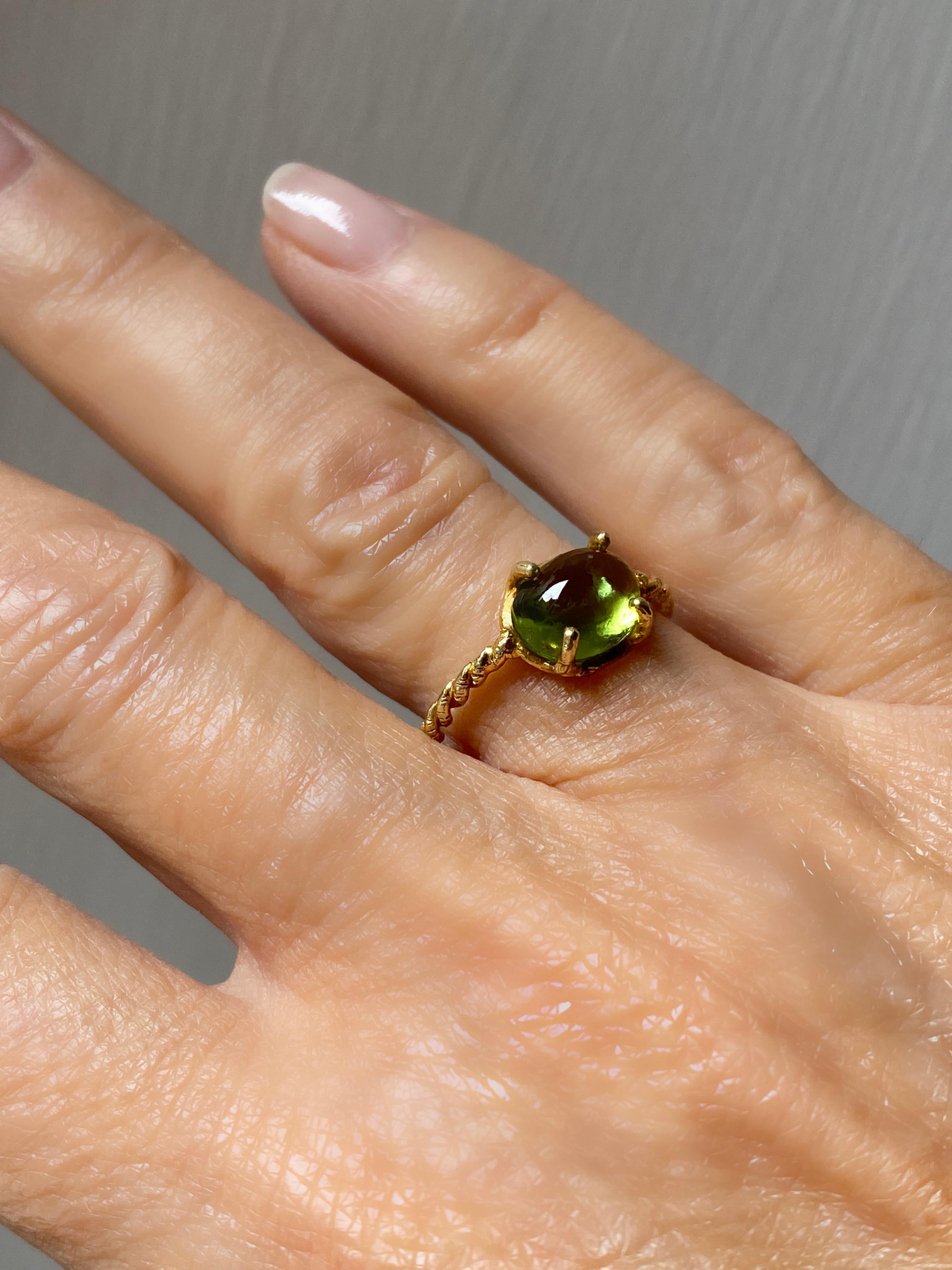 Rossella Ugolini 18K Yellow Gold Delicate Unique Peridot Ring Nature Inspired For Sale 6
