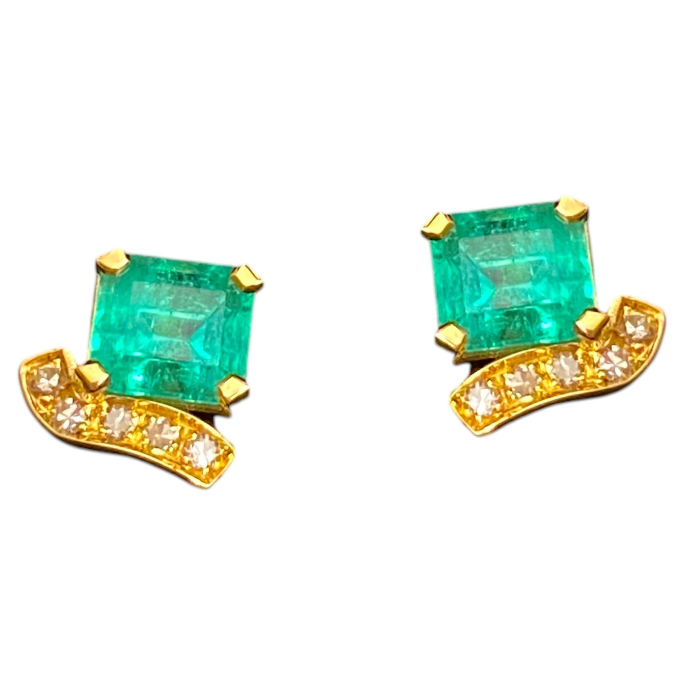 Rossella Ugolini 18k Yellow Gold Emerald White Diamonds Stud Earrings