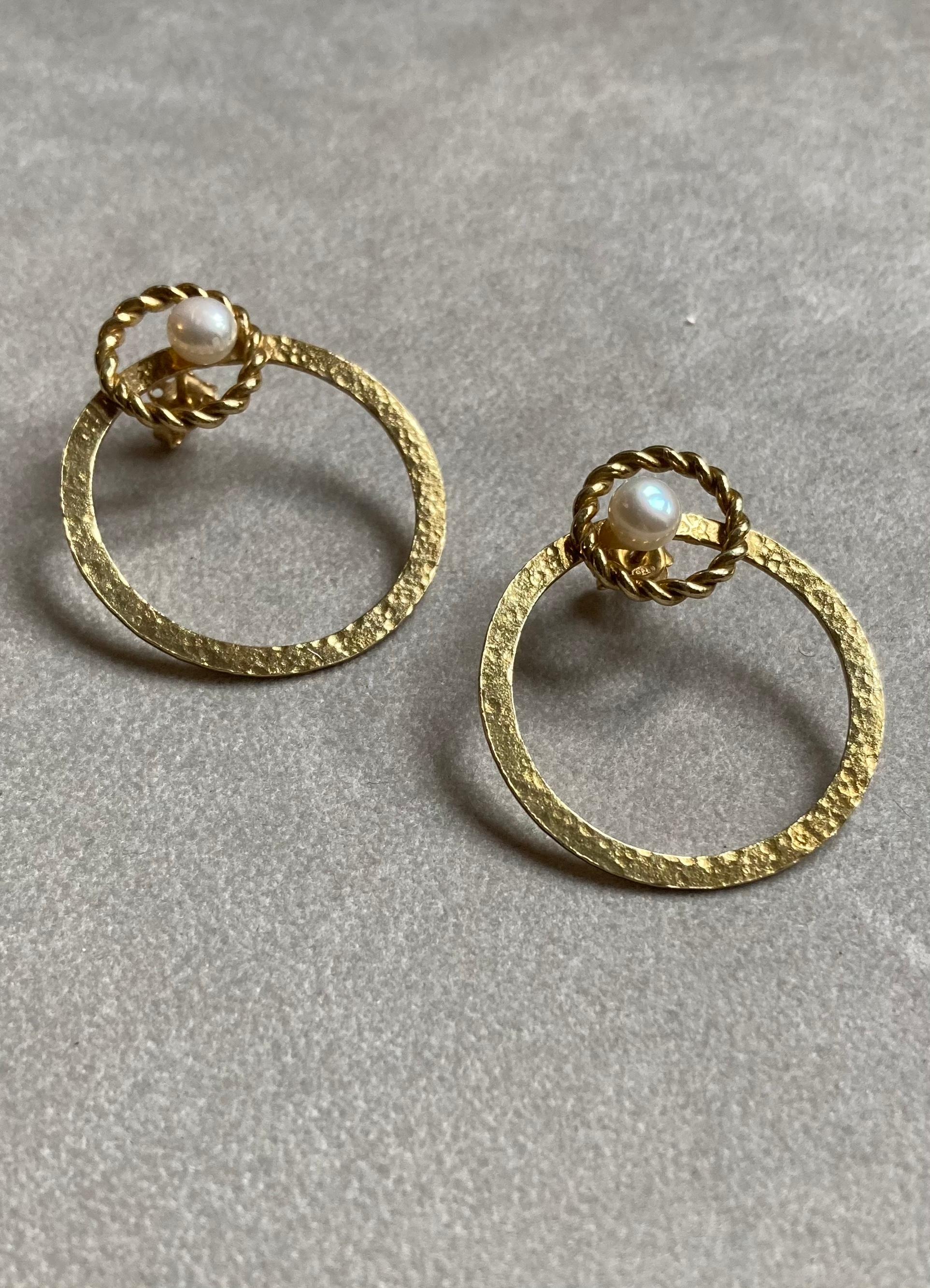 Rossella Ugolini 18K Yellow Gold Hammered Handcrafted Circle Large Hoop Earrings For Sale 6