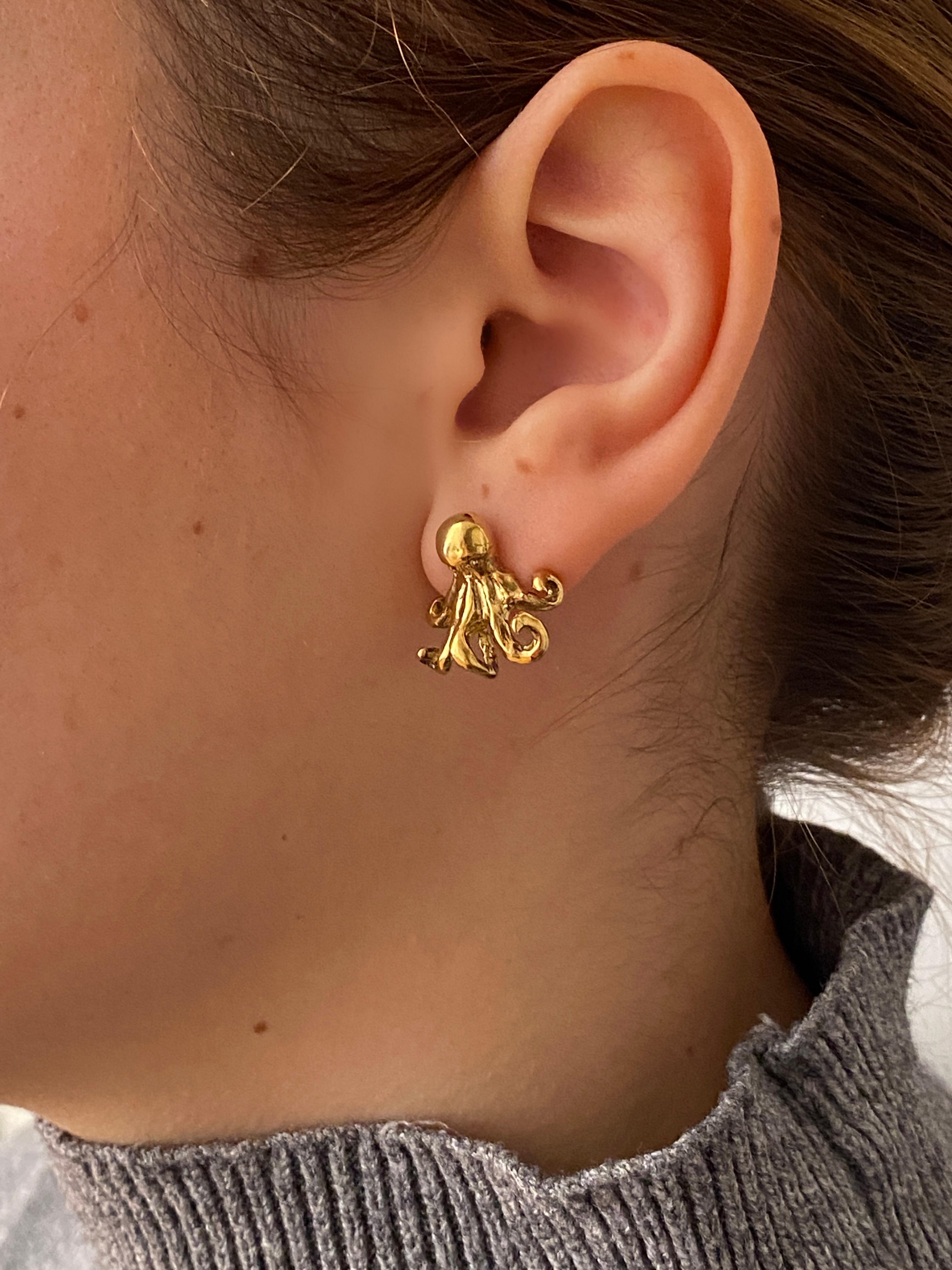 Rossella Ugolini 18K Yellow Gold Handcrafted Octopus Stud Earrings For Sale 3