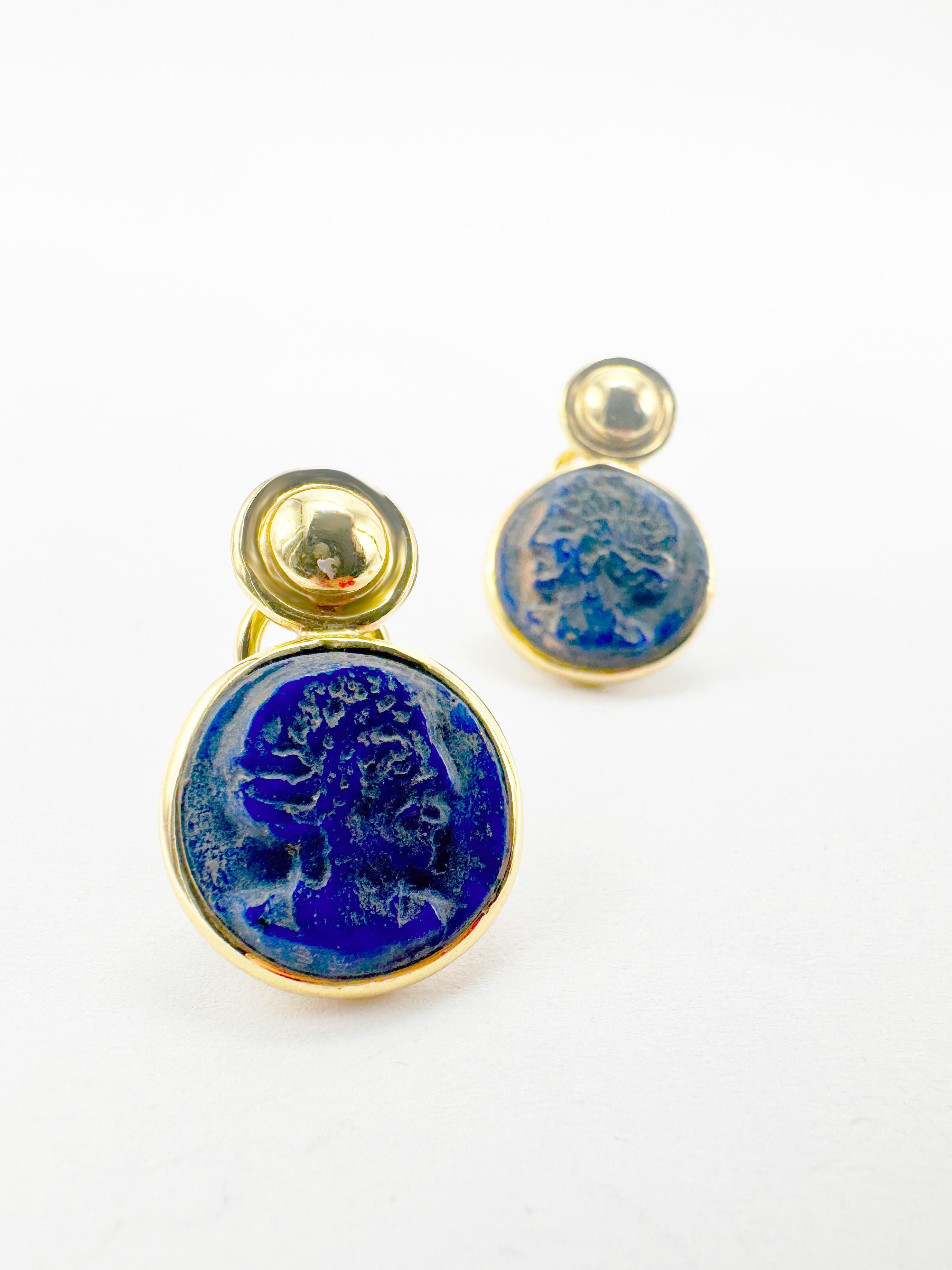 Rossella Ugolini 18k Yellow Gold Lapis Lazuli Carved Coin Cameo Clip-on Earrings For Sale 4