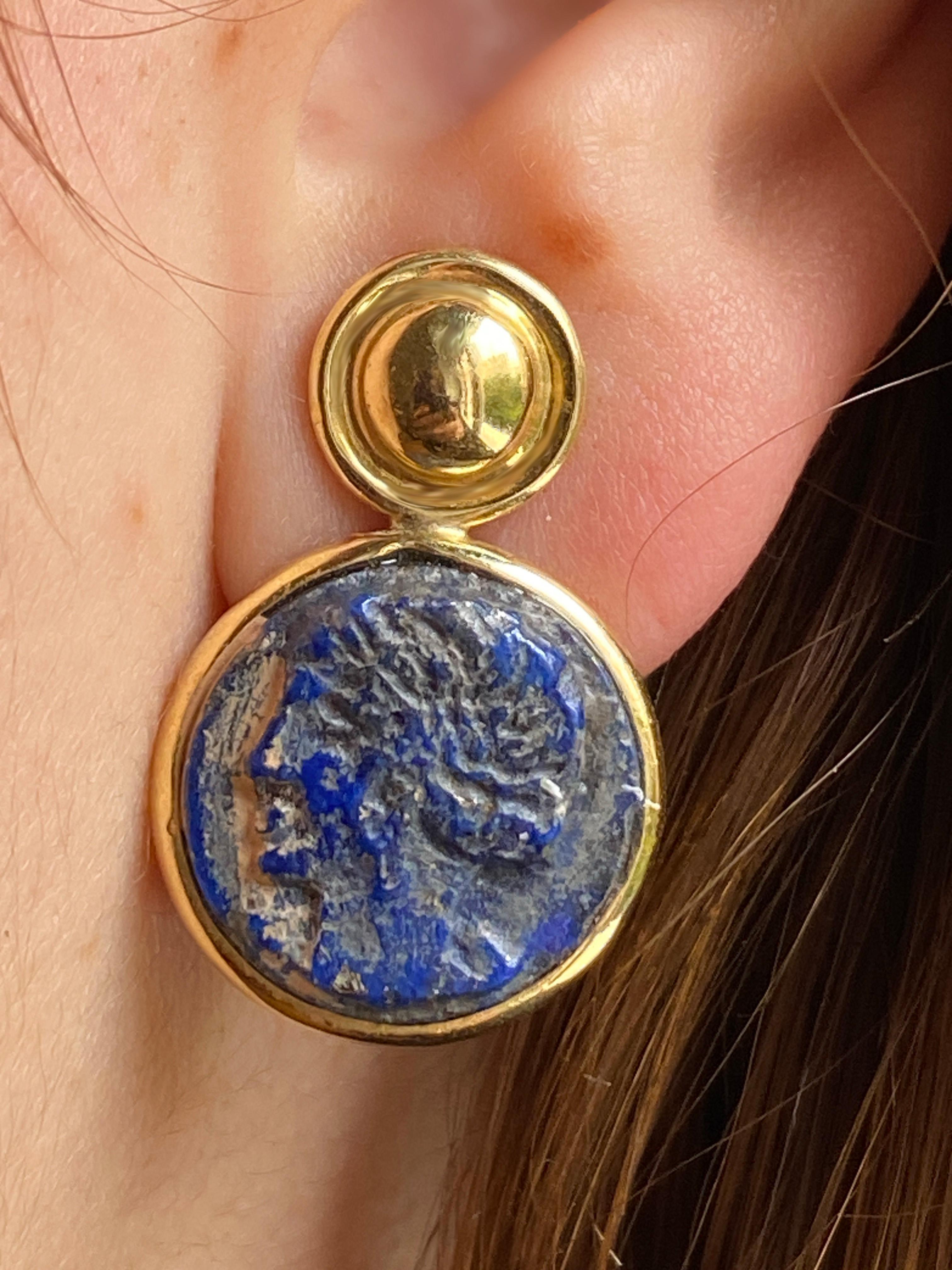 Etruscan Revival Rossella Ugolini 18k Yellow Gold Lapis Lazuli Carved Coin Cameo Clip-on Earrings For Sale
