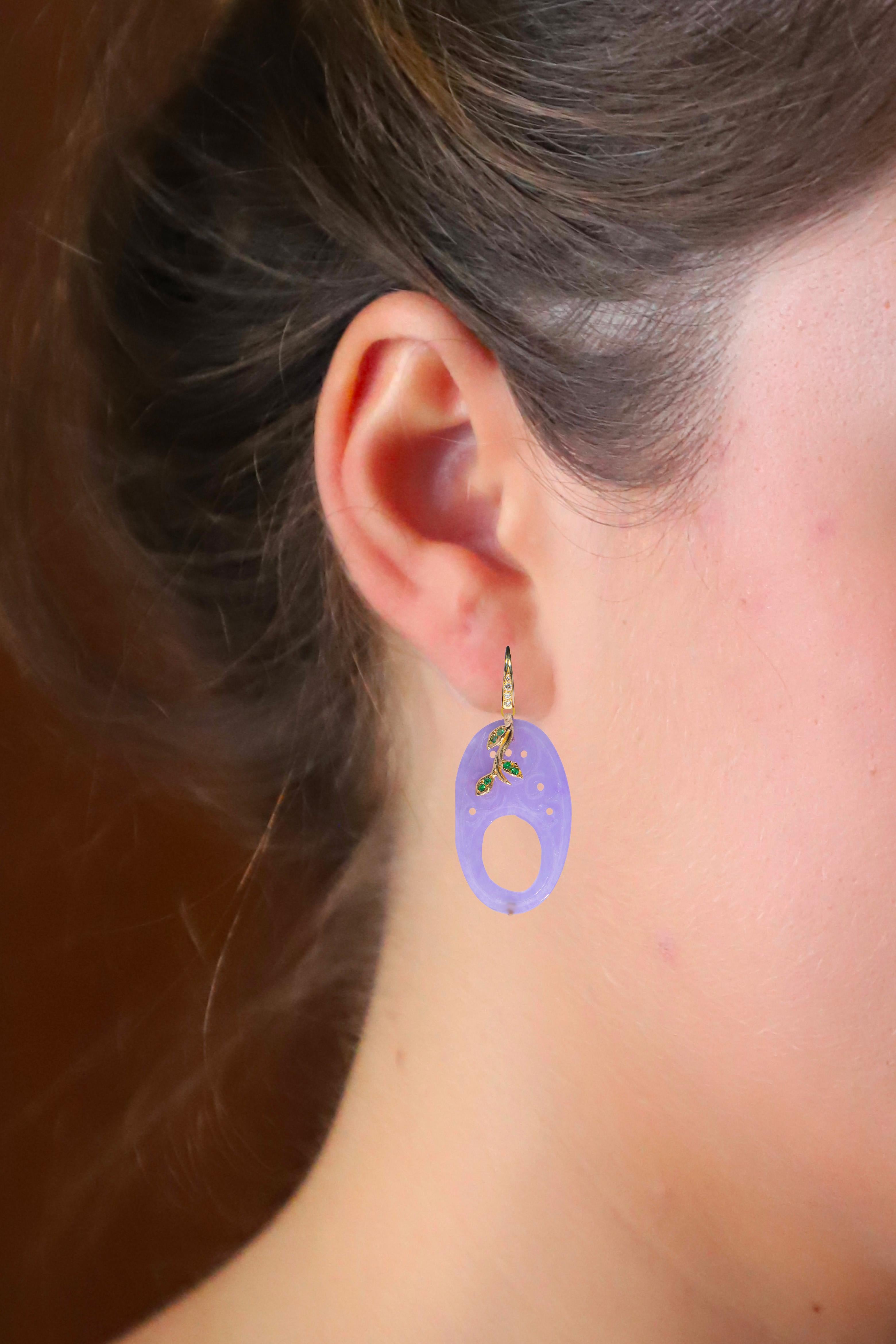Taille brillant Boucles d'oreilles péridot en or jaune 18 carats lilas avec diamants blancs en vente