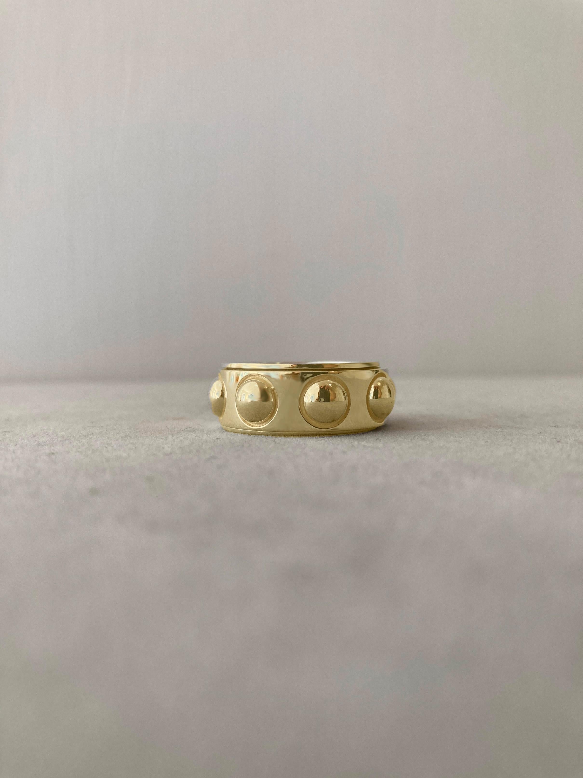 Rossella Ugolini 18K Yellow Gold No Stress Rotated Man Band Ring For Sale 1