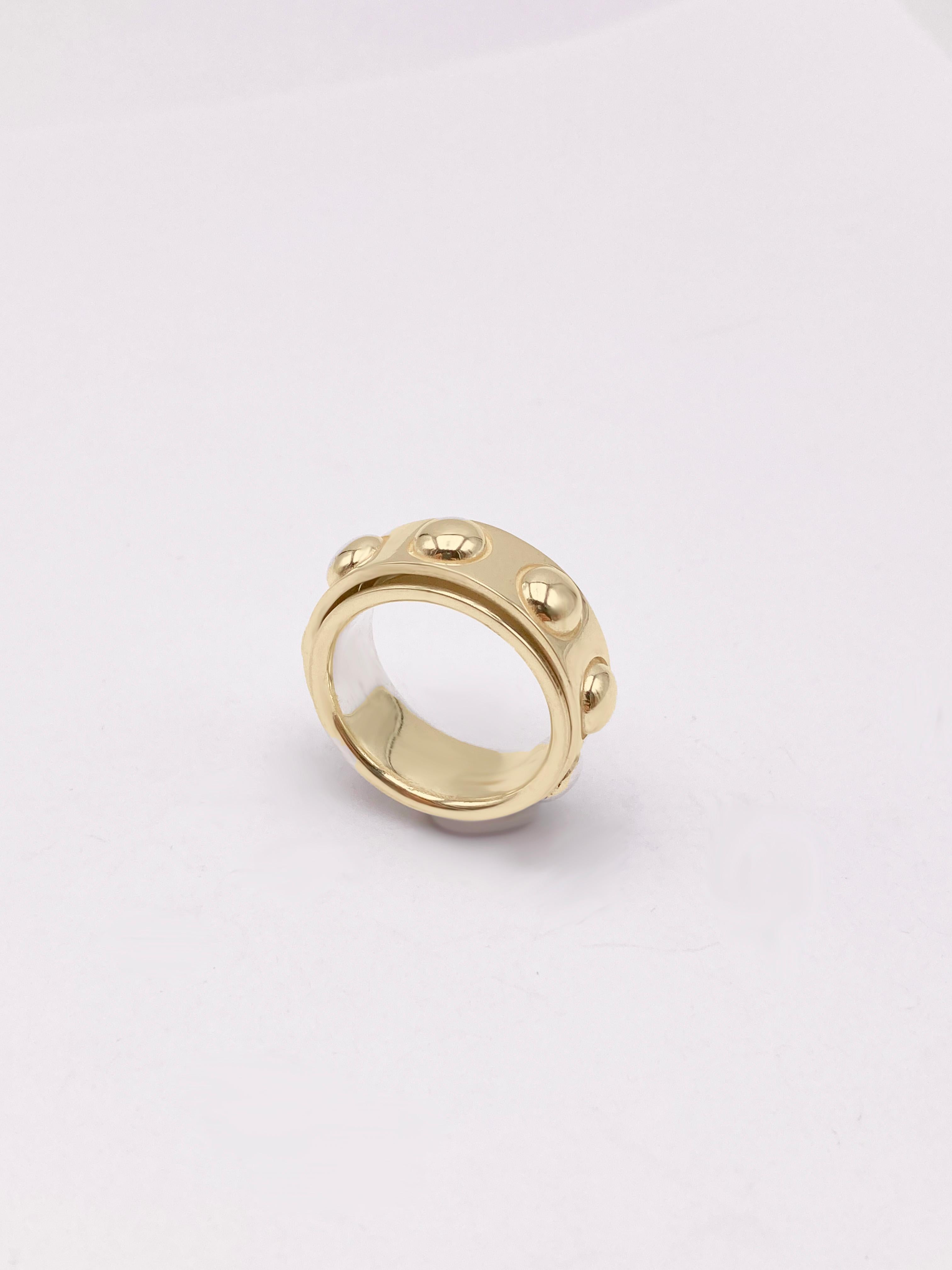 Rossella Ugolini 18K Yellow Gold No Stress Rotated Man Band Ring For Sale 3