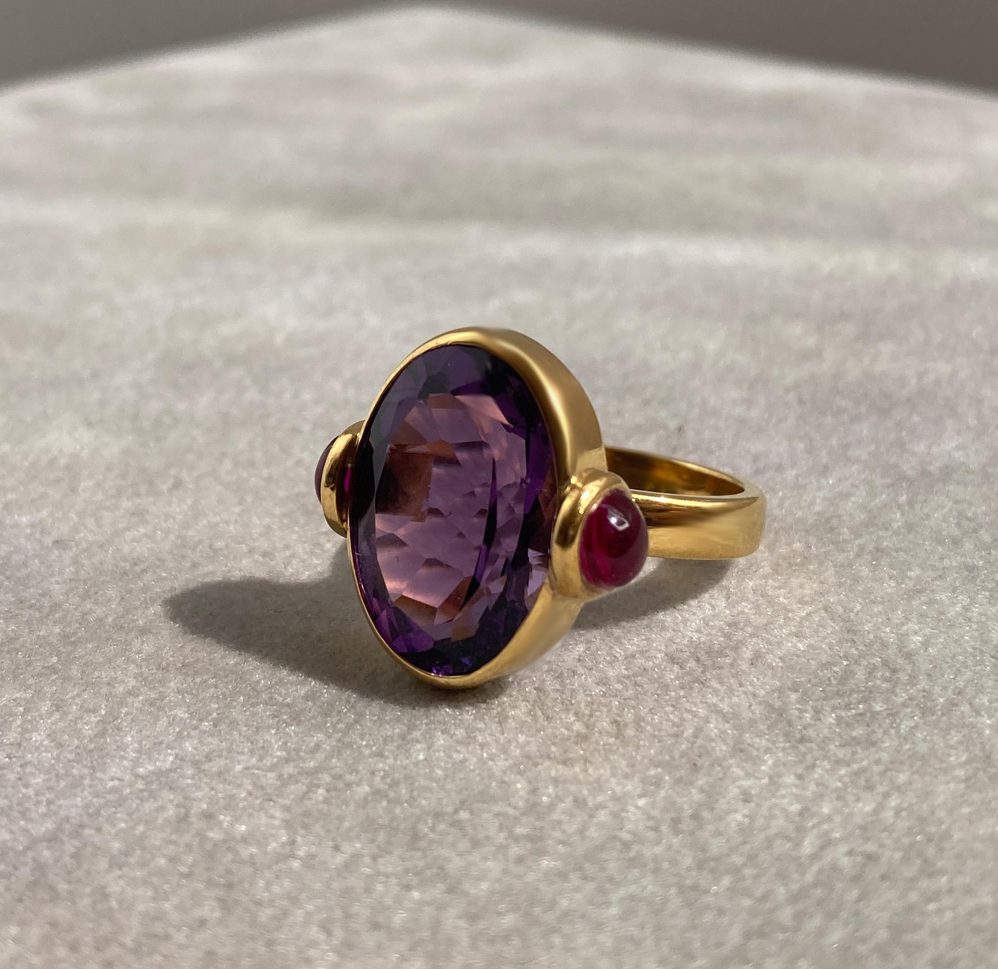 Rossella Ugolini 18k Gelbgold Oval Amethyst 1 Karat Rubine Cocktail-Ring im Angebot 5