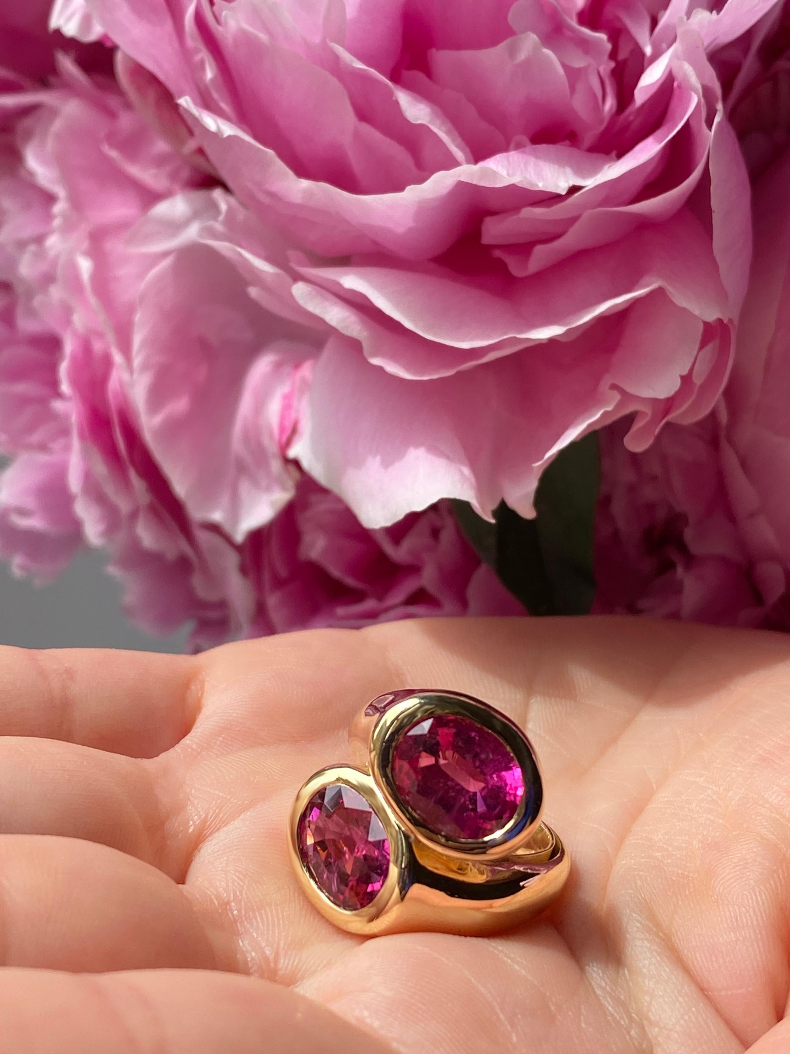 Rossella Ugolini 18K Yellow Gold Pink Tourmaline Rubellite Cocktail Ring For Sale 5