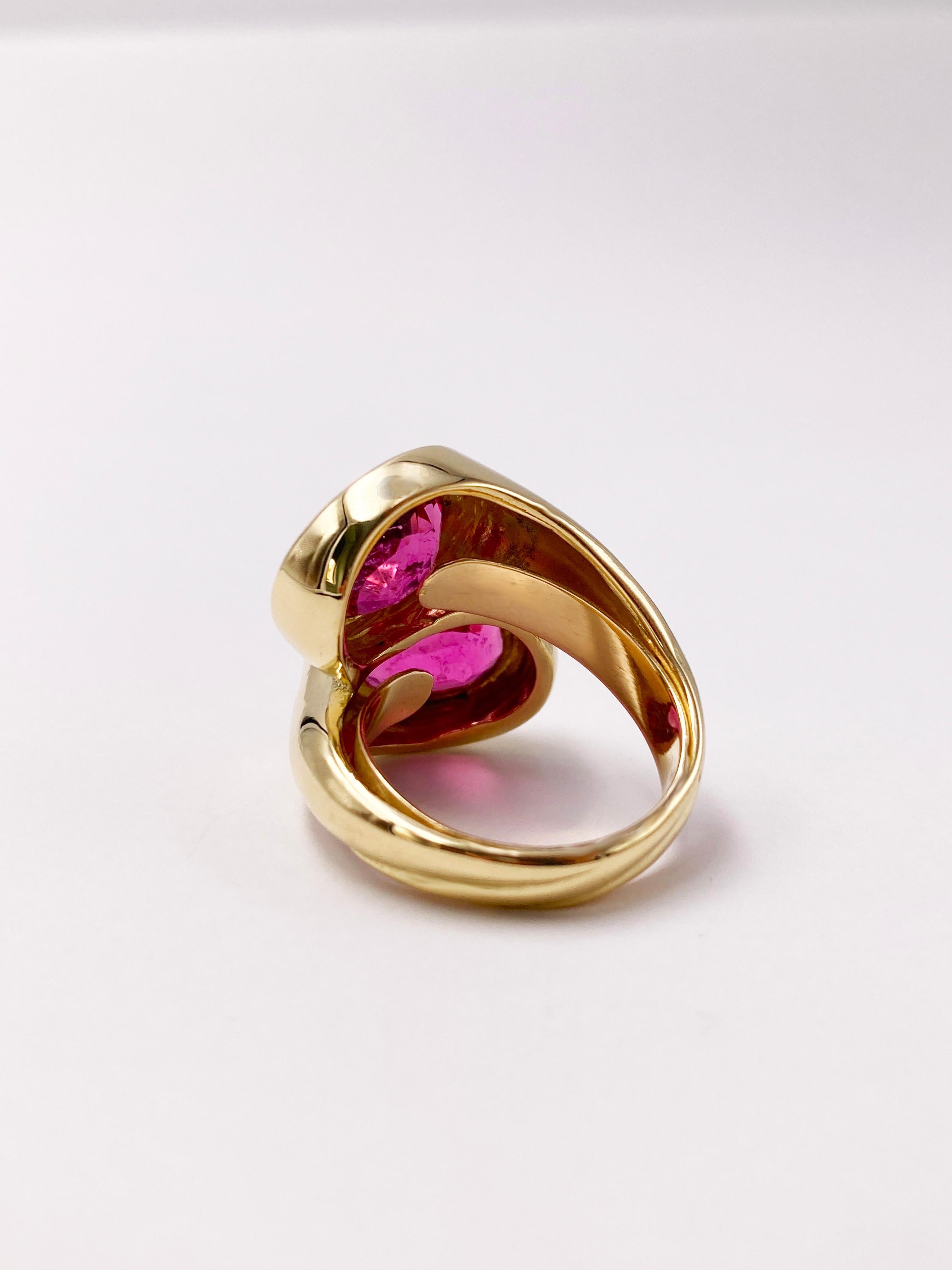 Oval Cut Rossella Ugolini 18K Yellow Gold Pink Tourmaline Rubellite Cocktail Ring For Sale
