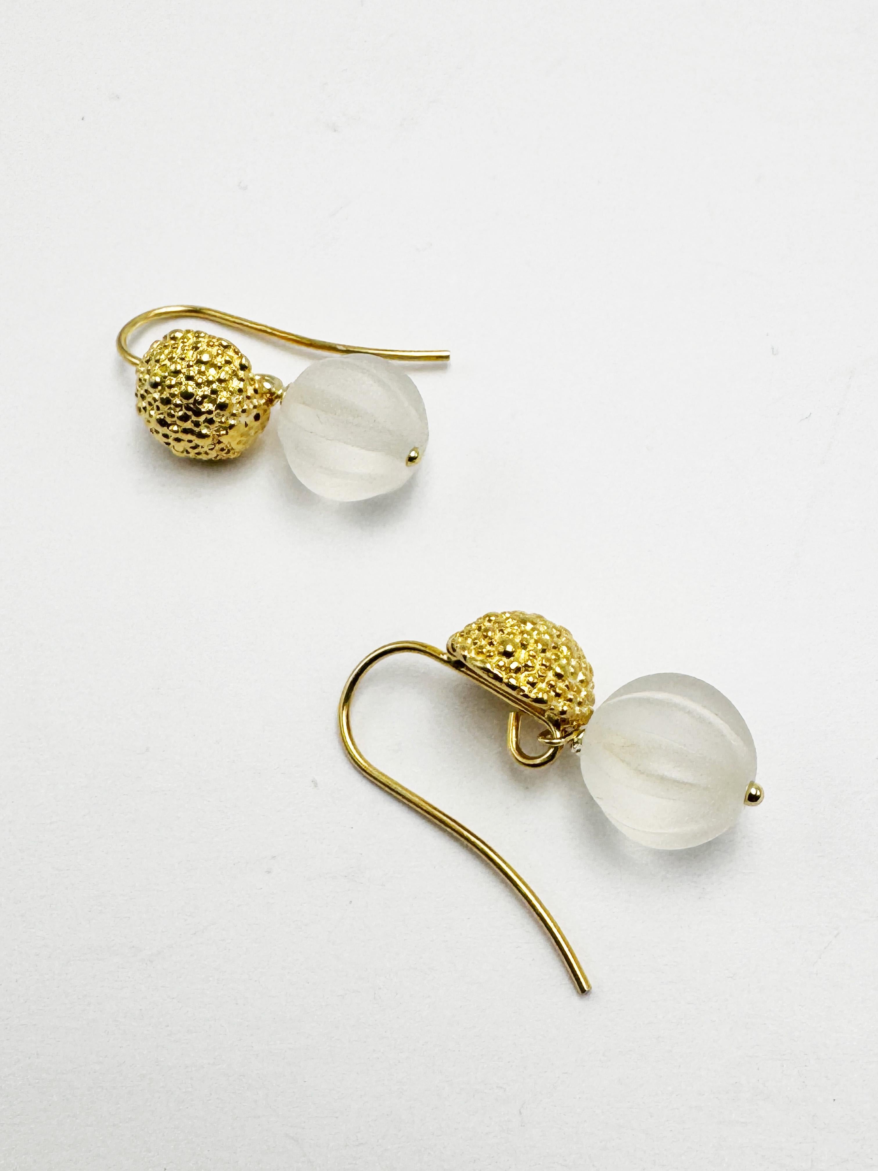 Rossella Ugolini Boucles d'oreilles en or jaune 18 carats avec cristal de roche Hammer en vente 3
