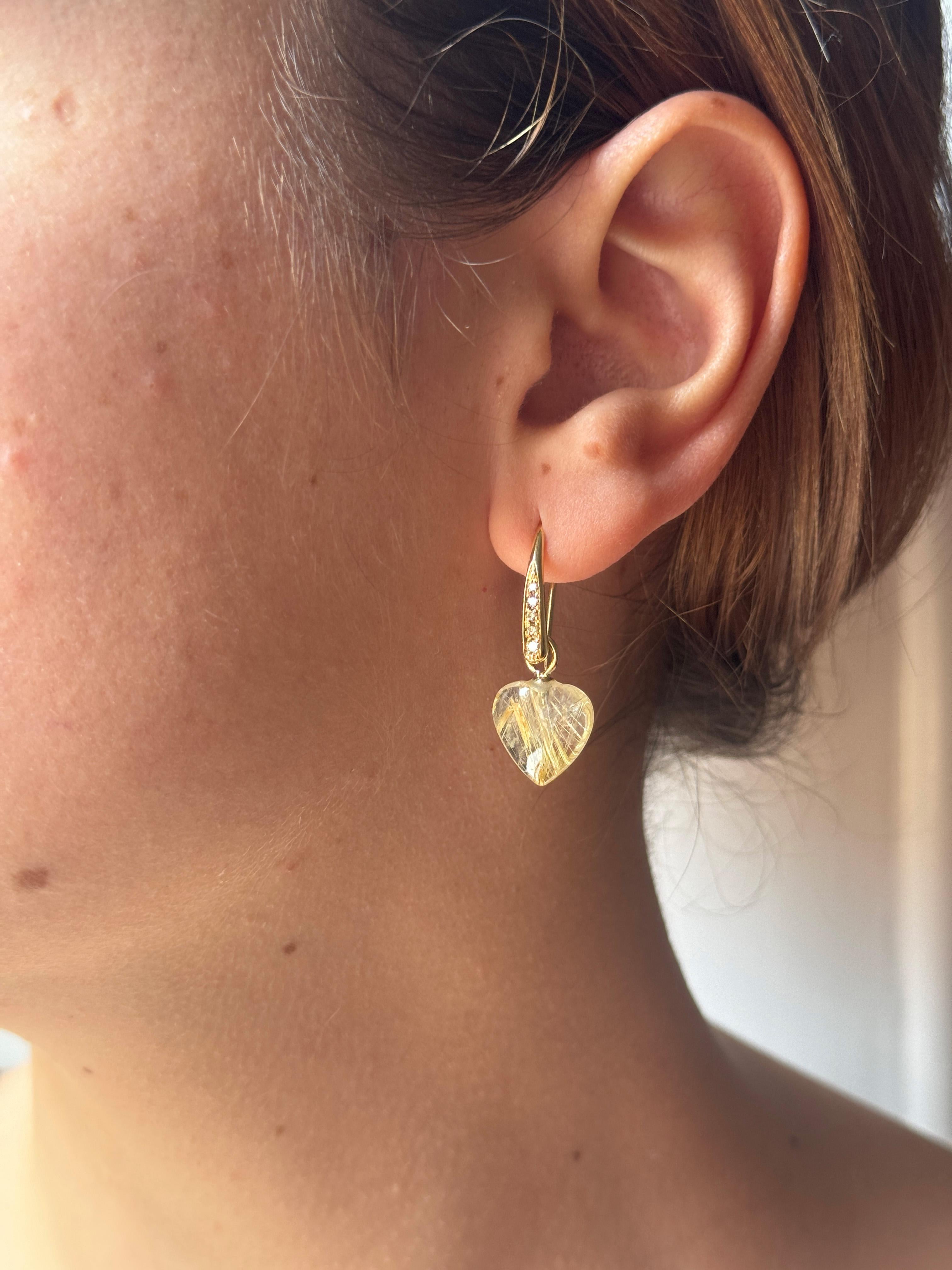 Contemporain Rossella Ugolini, or jaune 18 carats  Boucles d'oreilles cœur en quartz rutile et diamants blancs en vente