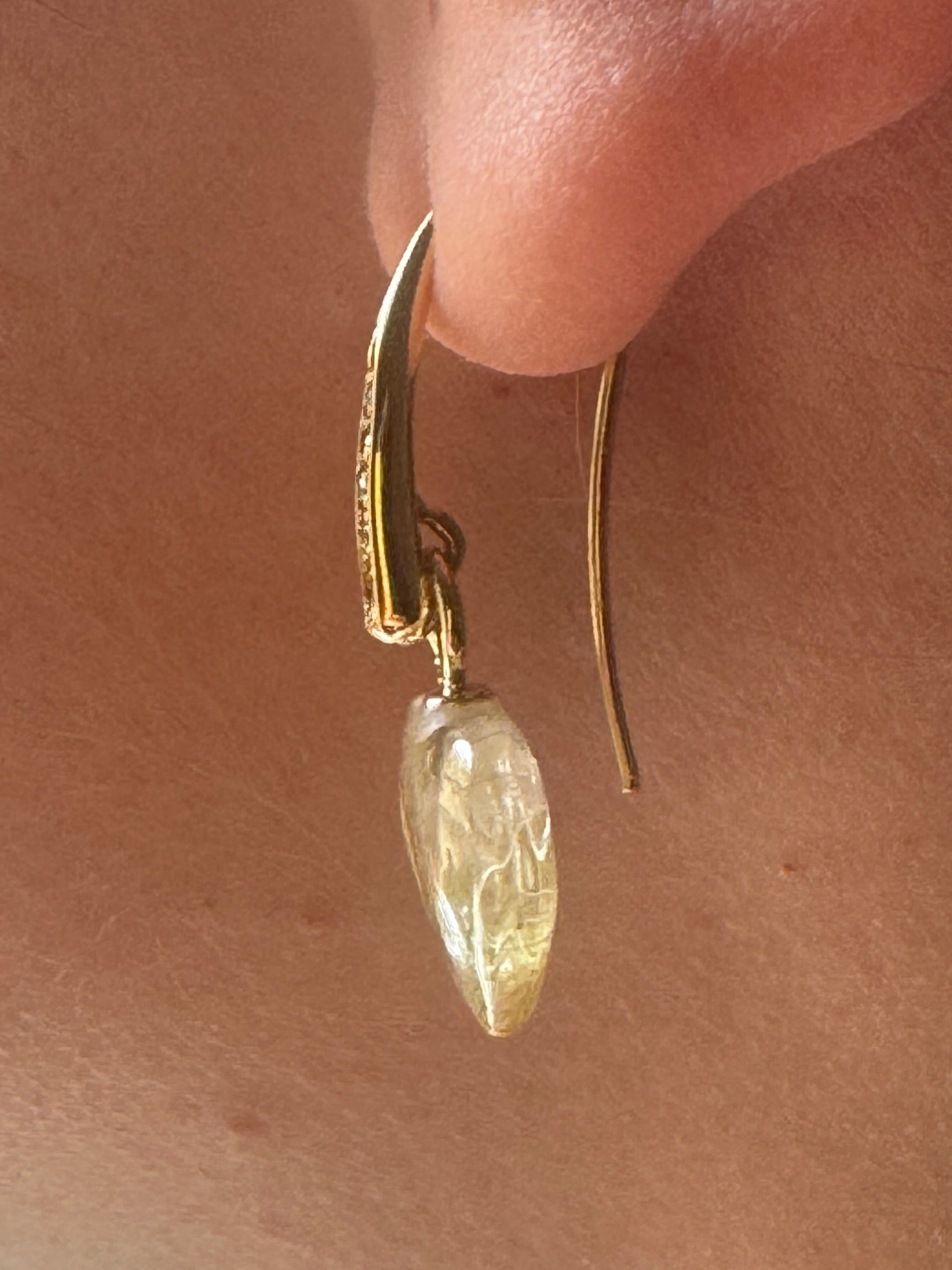 Rossella Ugolini, or jaune 18 carats  Boucles d'oreilles cœur en quartz rutile et diamants blancs Pour femmes en vente
