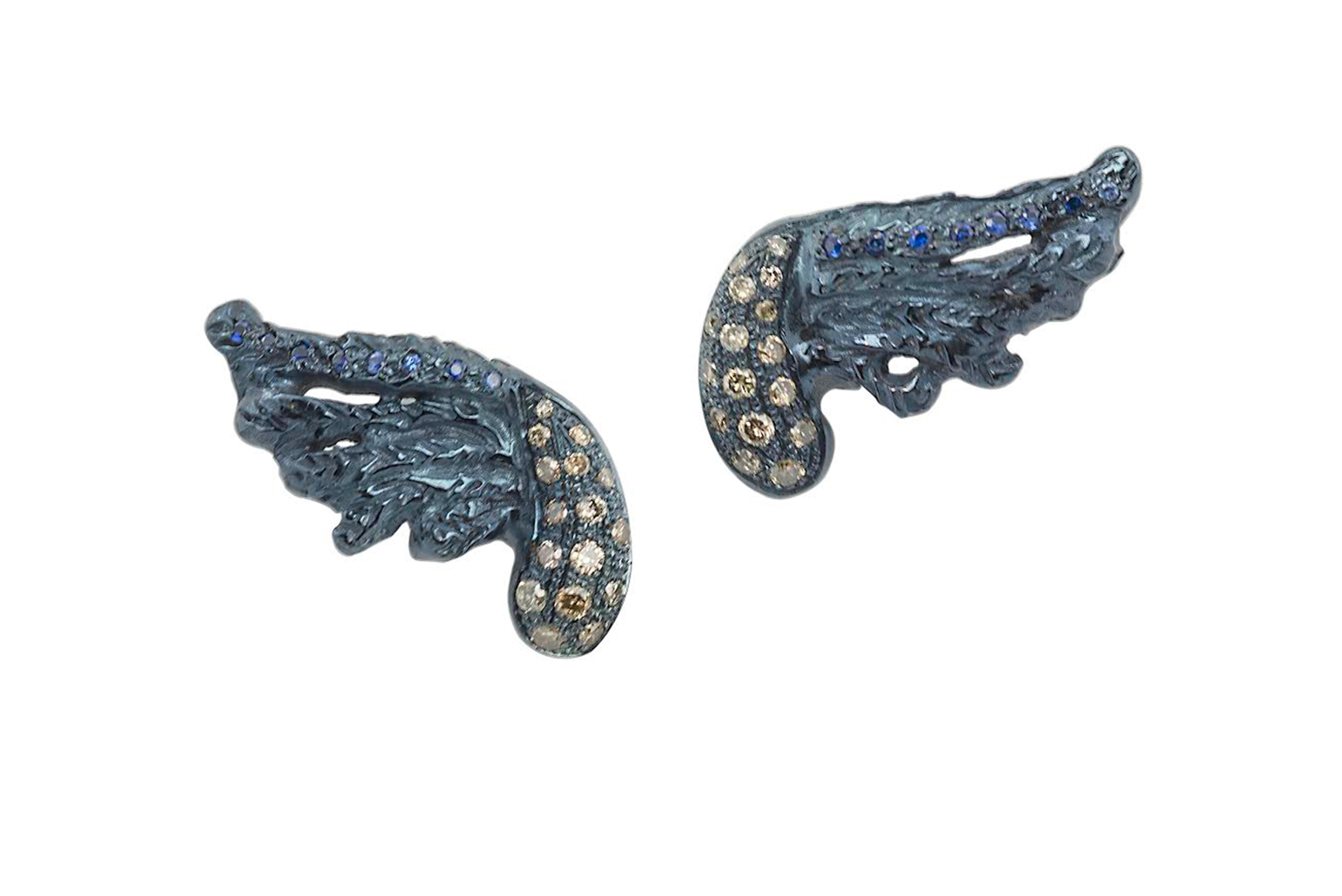 Brilliant Cut Rossella Ugolini 18K Yellow Gold Sapphireer Diamonds Man Stud Feather Earrings For Sale