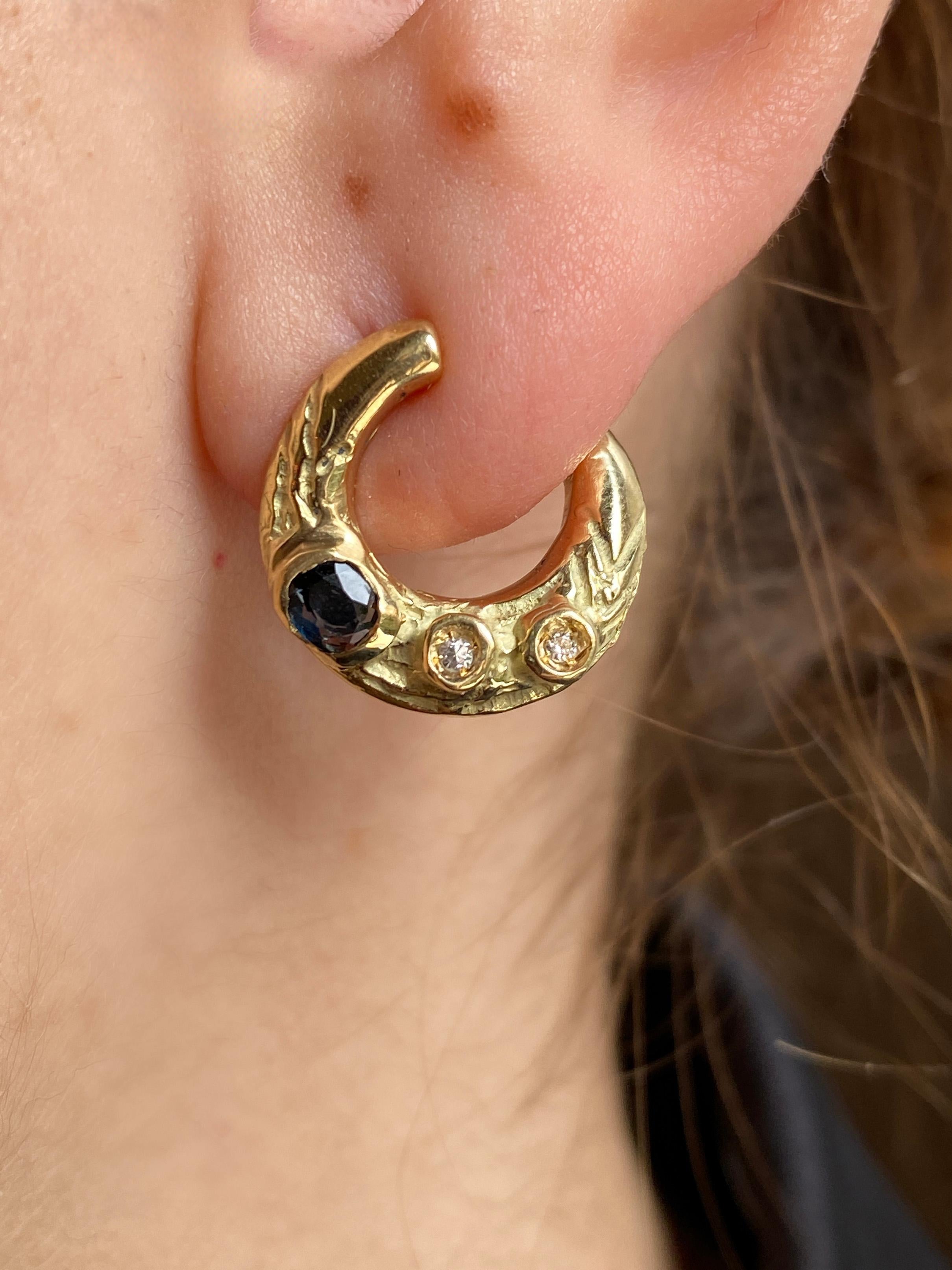 Rossella Ugolini stunning 18K Yellow Gold earrings, meticulously handcrafted in Italy. These exquisite pieces feature an open circle design reminiscent of a half Moon, delicately resting on the lobe with effortless elegance. Designed for both right