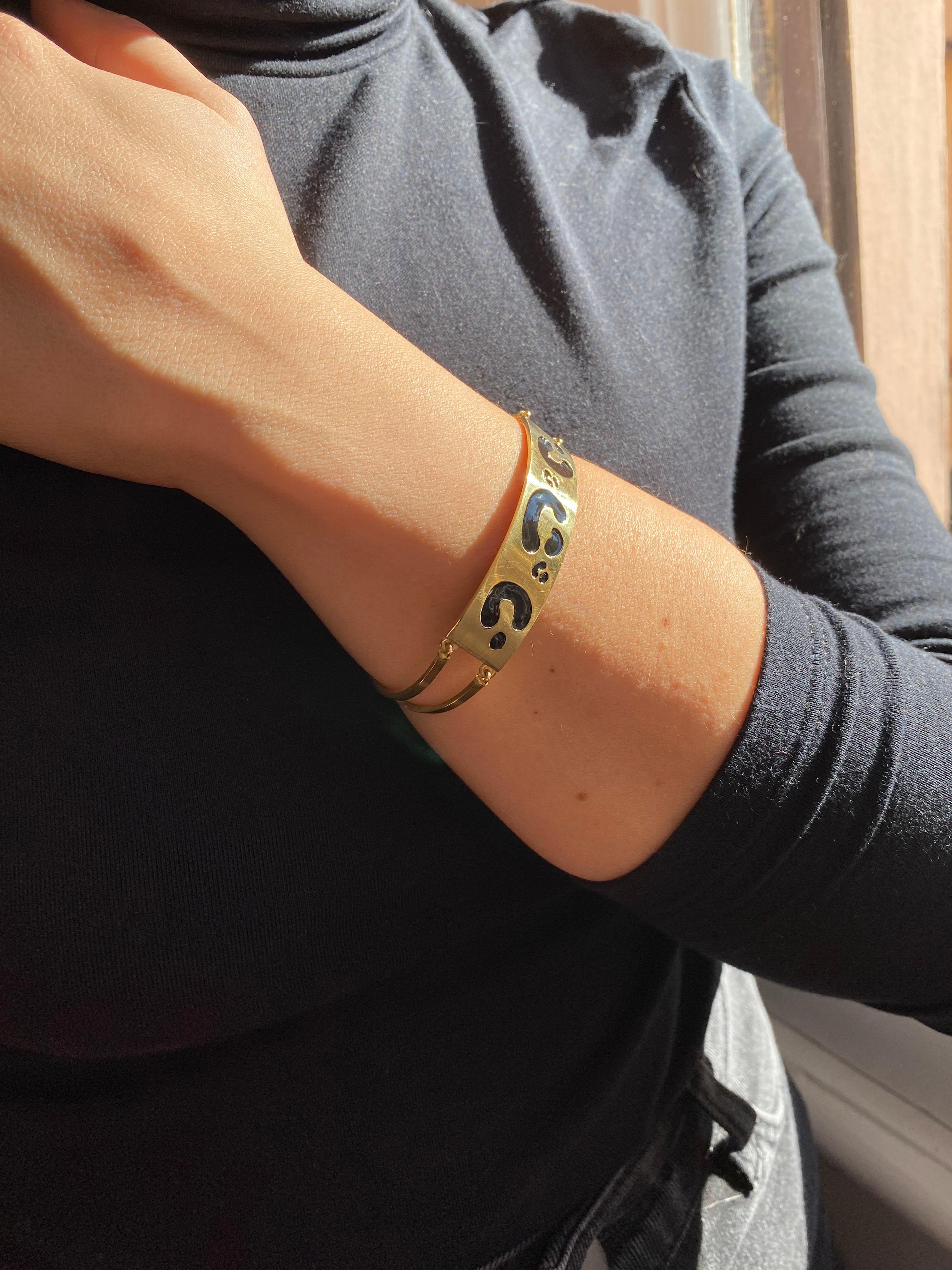 Rossella Ugolini 18K Yellow Gold Spotted Black Enamel Cuff Unisex Bracelets For Sale 8