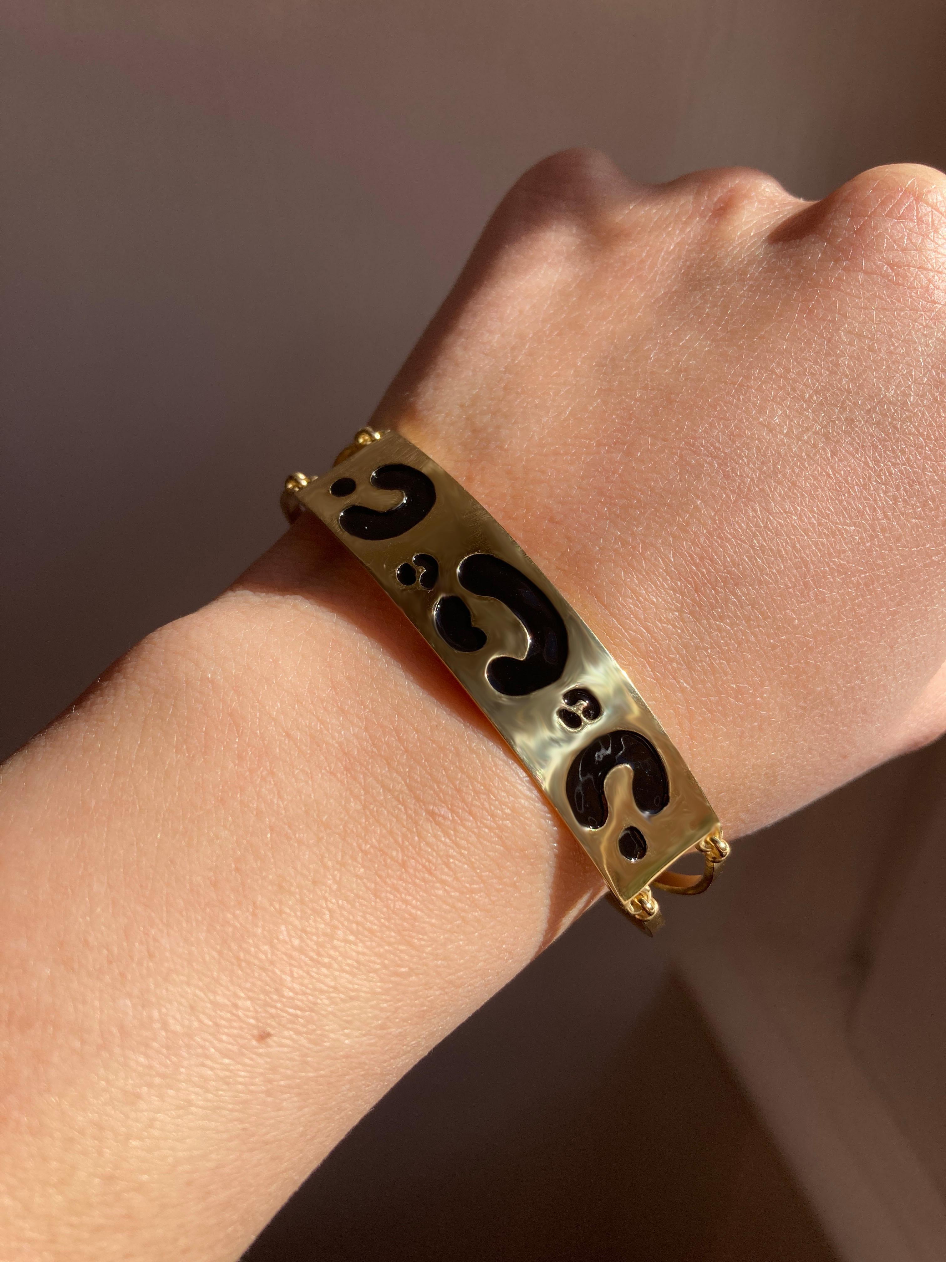 Rossella Ugolini 18K Yellow Gold Spotted Black Enamel Cuff Unisex Bracelets In New Condition For Sale In Rome, IT