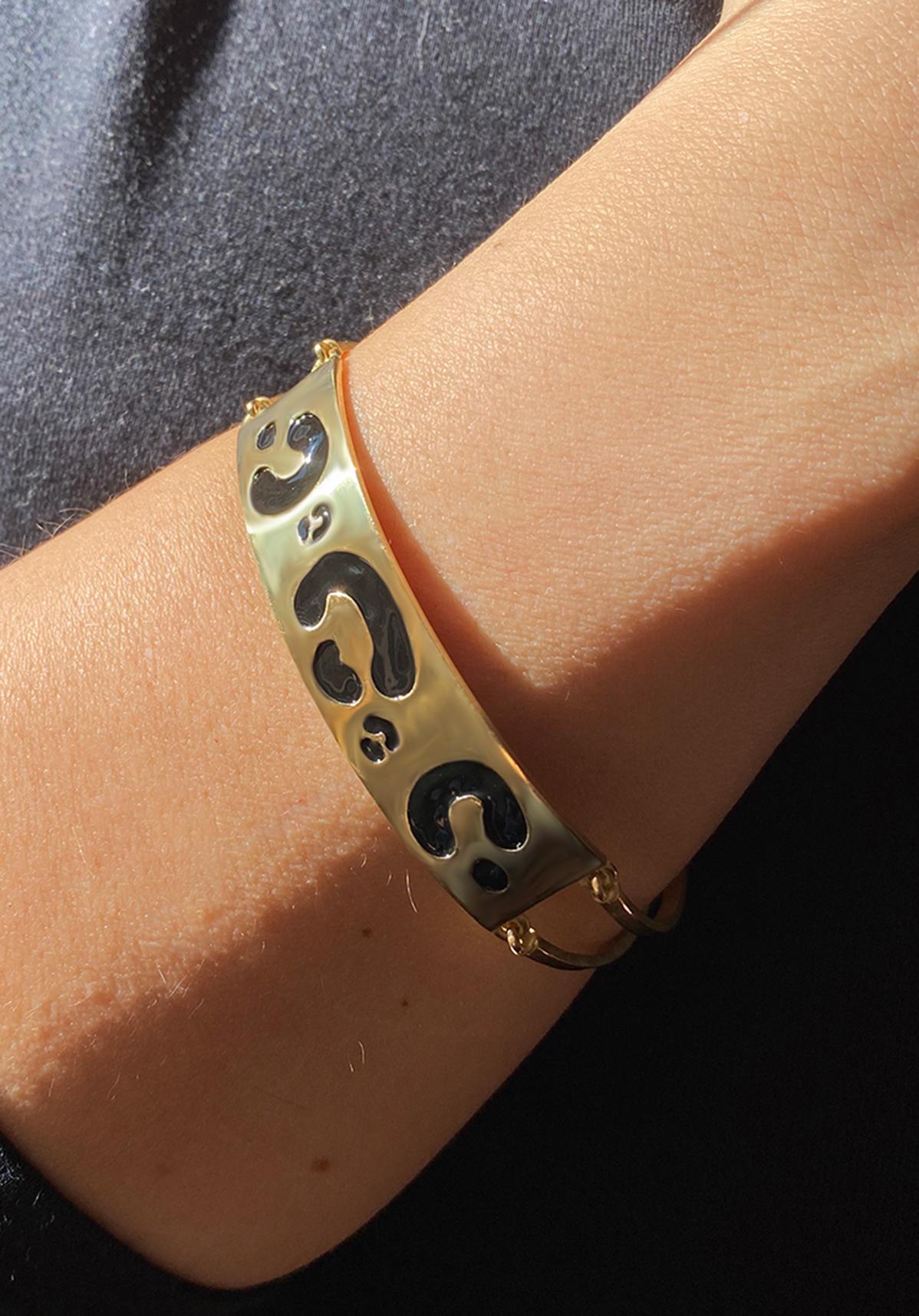 Rossella Ugolini 18K Yellow Gold Spotted Black Enamel Cuff Unisex Bracelets For Sale 4
