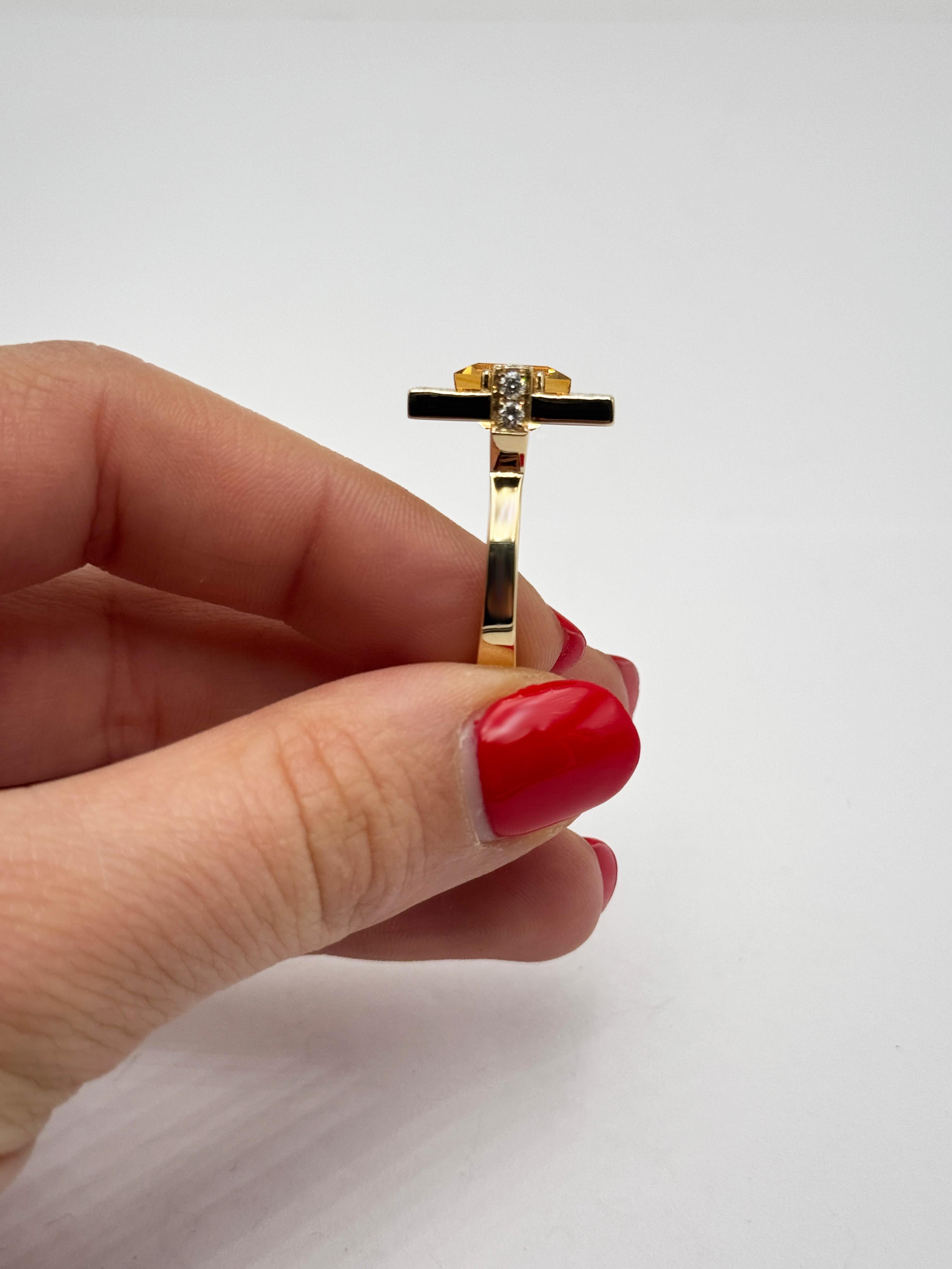 Rossella Ugolini, bague cocktail en or jaune 18 carats, citrine carrée et diamants blancs en vente 3
