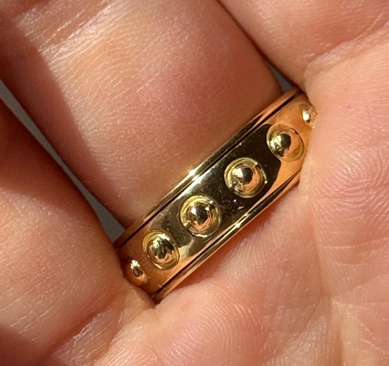 Rossella Ugolini 18k Gelbgold zwei rotierenden Bands Mann kein Stress Ring im Angebot 4